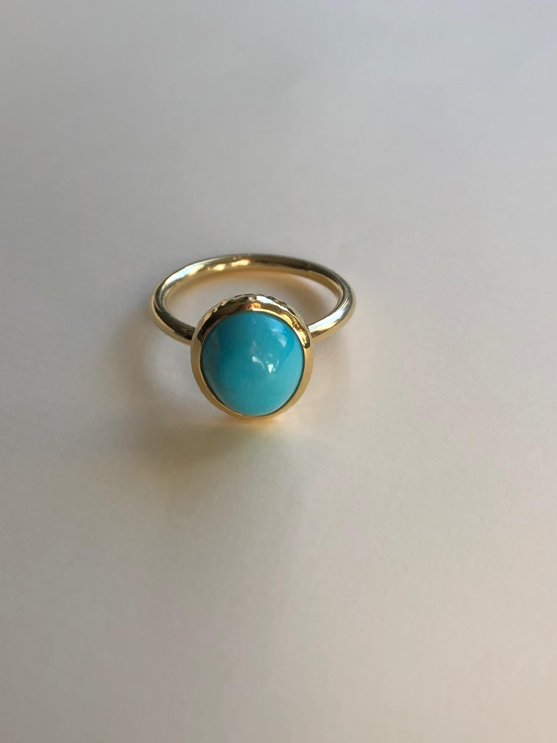 Modern Untreated Turquoise and 18 Karat Gold Cocktail Ring