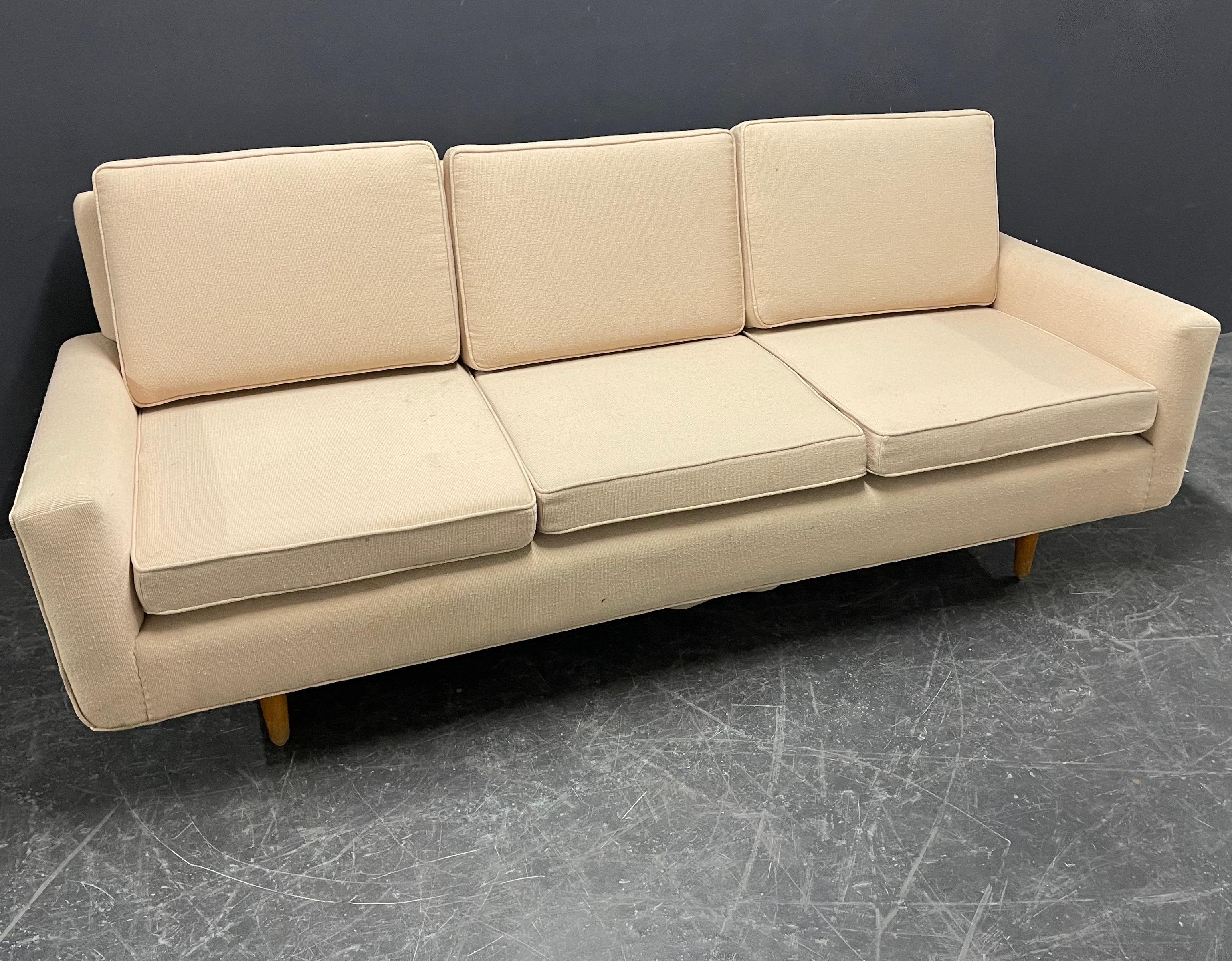 Mid-20th Century Unusal No.26 Florence Knoll 3-Seater Sofa with Wooden Legs