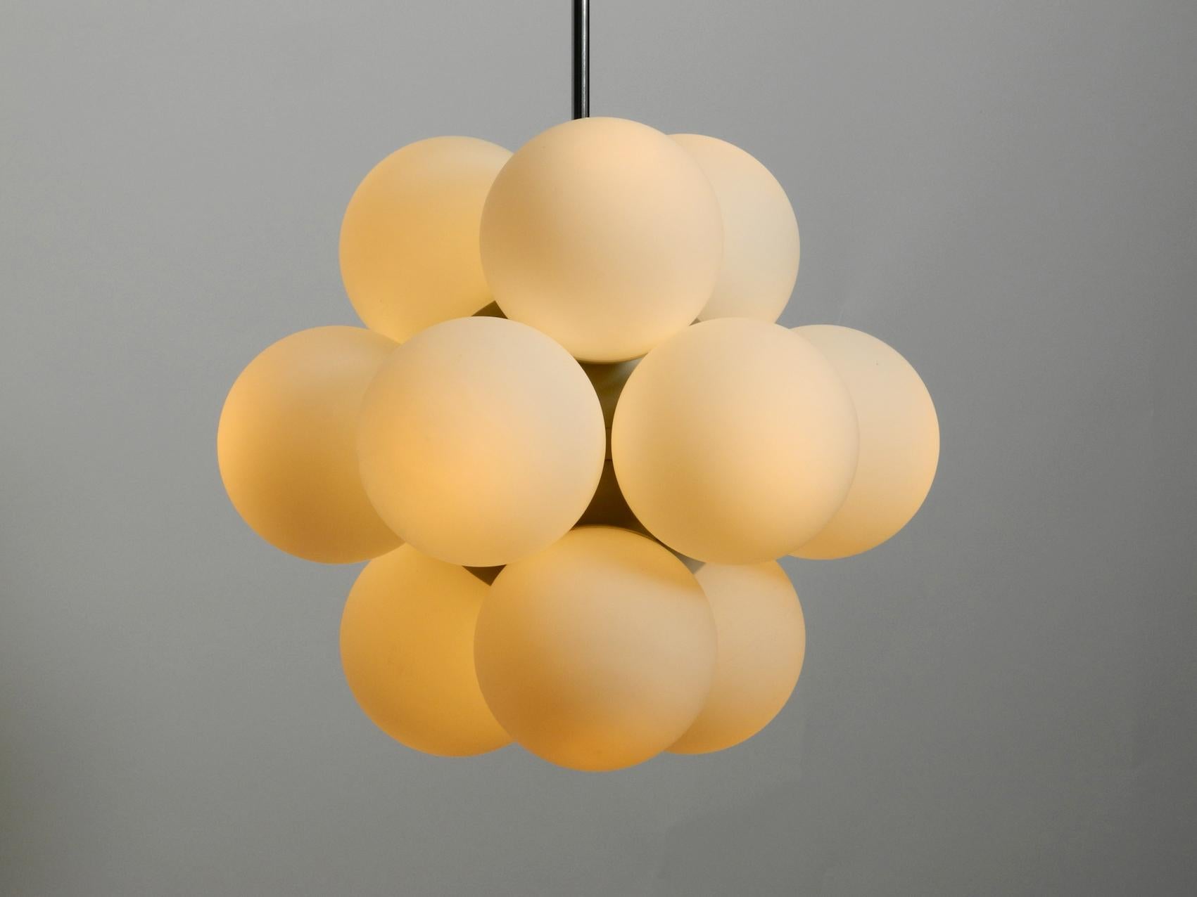 German Unused 60s Atomic Space Age Kaiser Leuchten metal ceiling lamp 12 glass spheres For Sale
