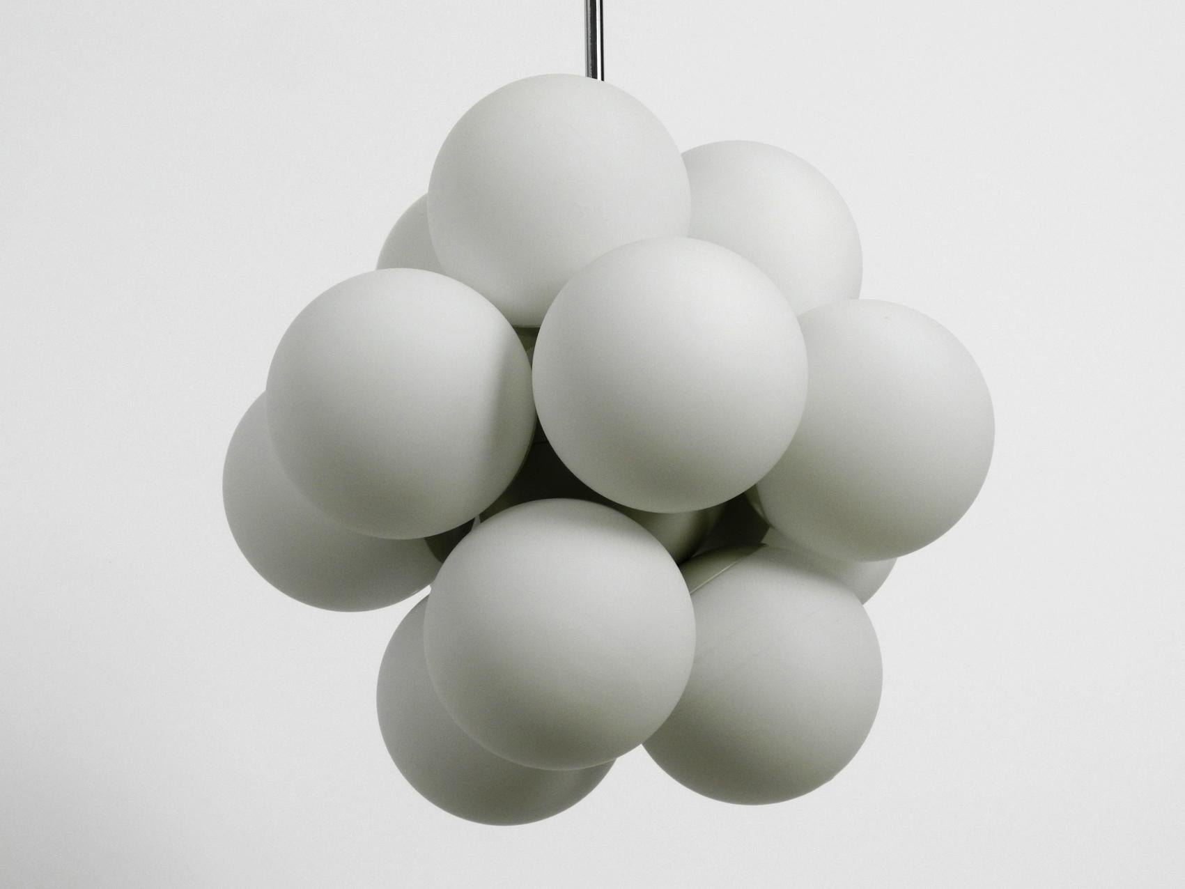 Unused 60s Atomic Space Age Kaiser Leuchten metal ceiling lamp 12 glass spheres For Sale 1