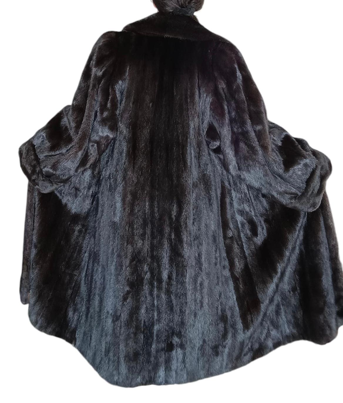 Cappotto in pelliccia di visone Demi Buff Wide Sweep (12/L) inutilizzato di Birger Christensen in vendita 15