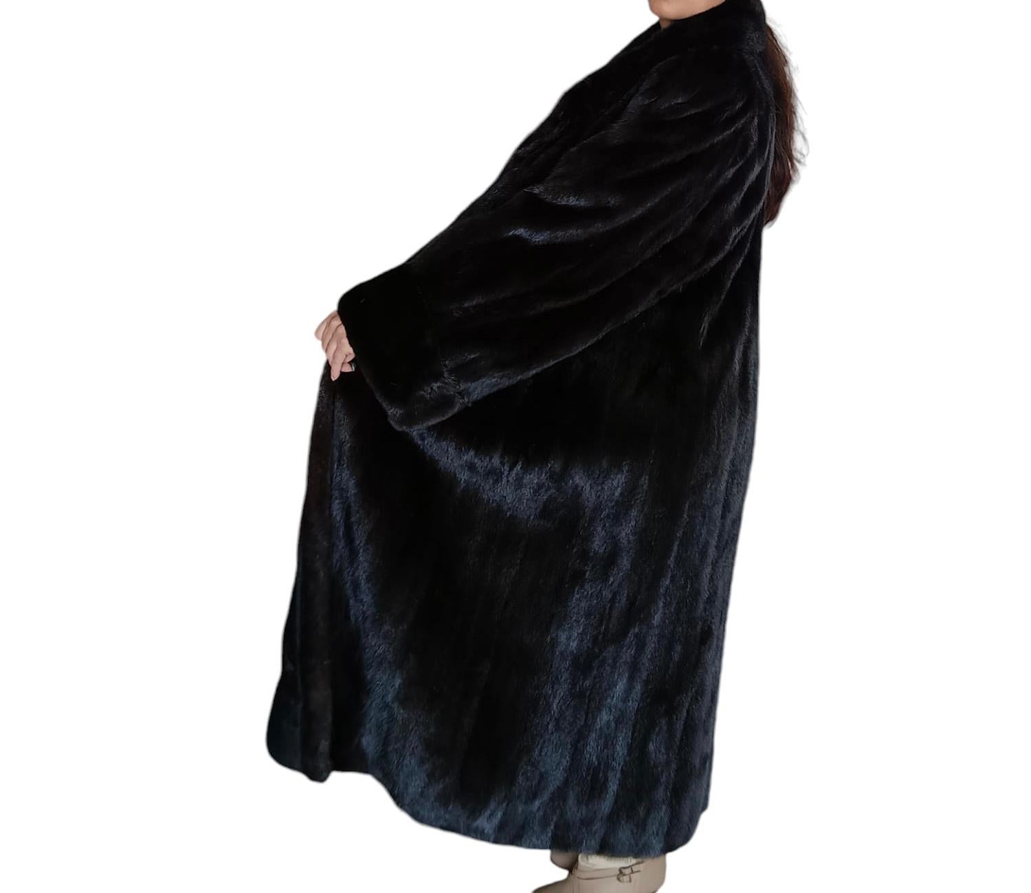 Cappotto in pelliccia di visone Demi Buff Wide Sweep (12/L) inutilizzato di Birger Christensen in vendita 1