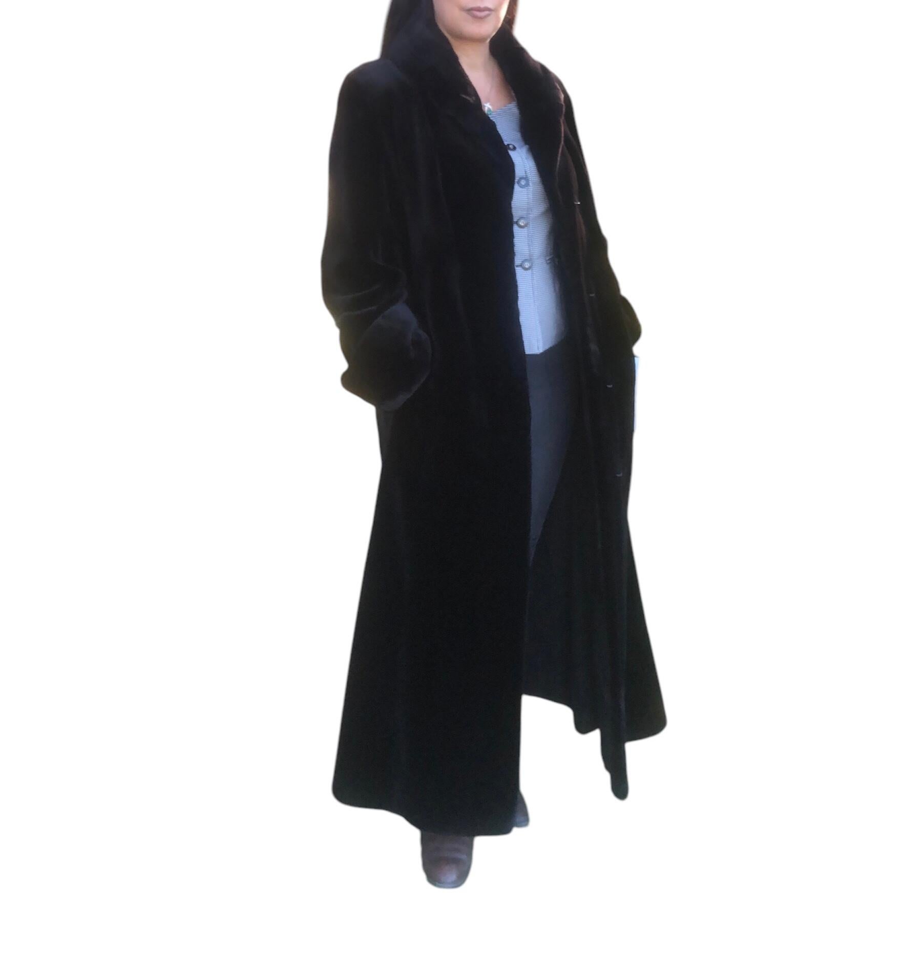 Unused Birger Christensen female sheared Mink Fur Coat (6/S) For Sale 1