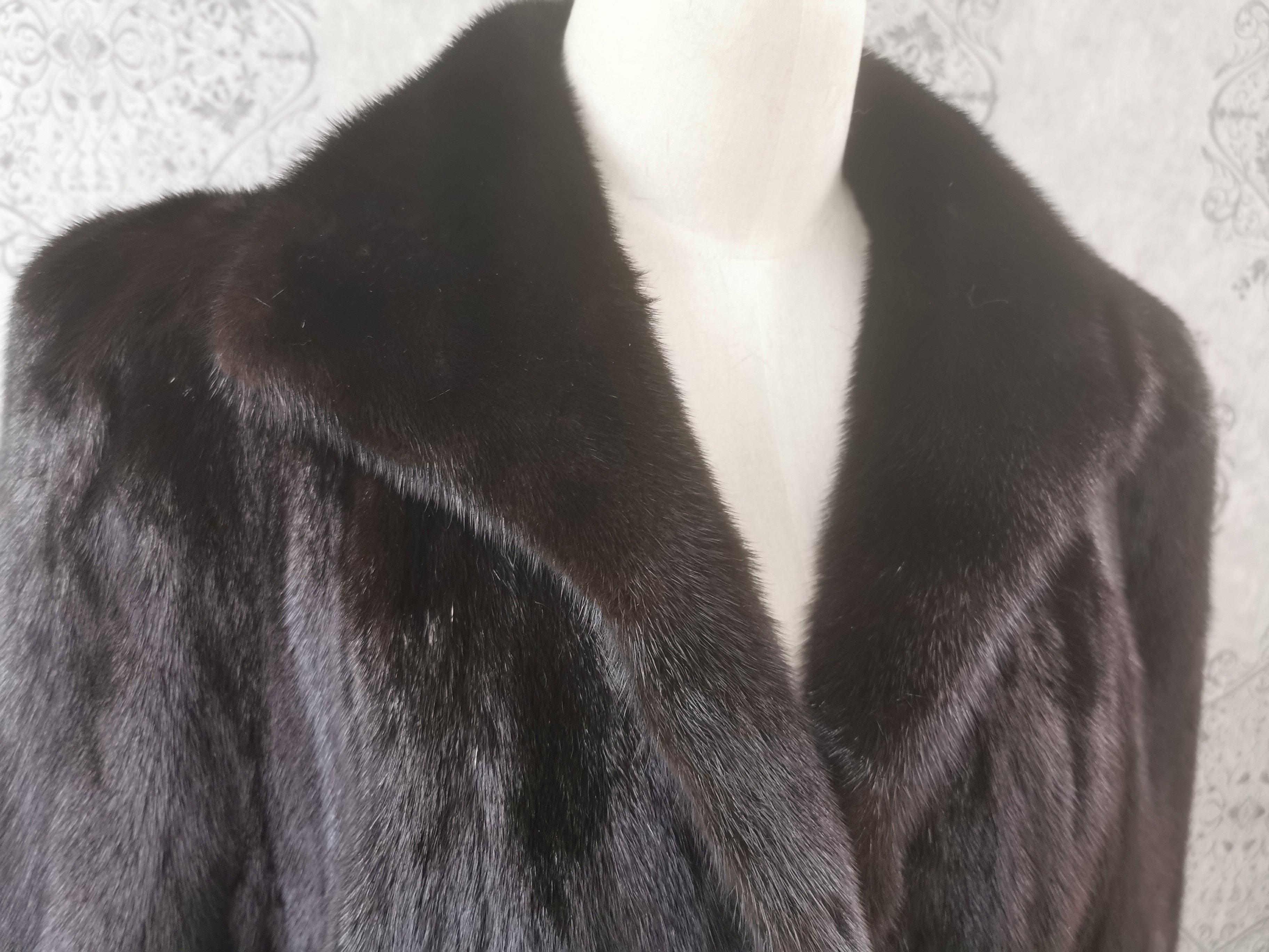Manteau en fourrure de vison noir Christian Dior Blackglama non utilisé (Taille 10) en vente 1