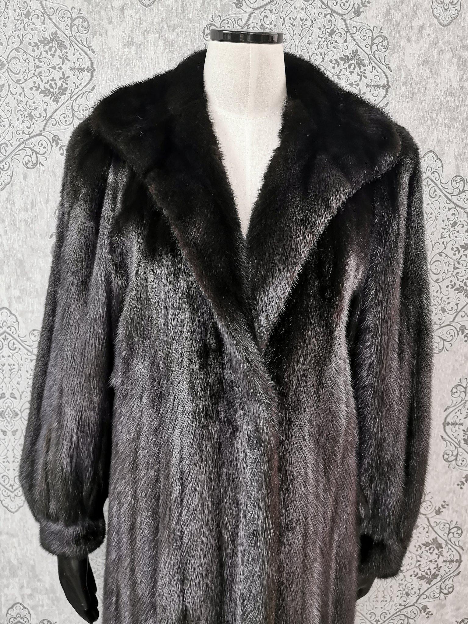 PRODUCT DESCRIPTION:

Brand new luxurious Mink fur coat 

Condition: Brand New

Closure: Buttons

Color: Black

Material: Mink

Garment type: Coat

Sleeves: Princess cuffs

Pockets: No pockets

Collar: Portrait

Lining: Shirred Silk satin

Made in
