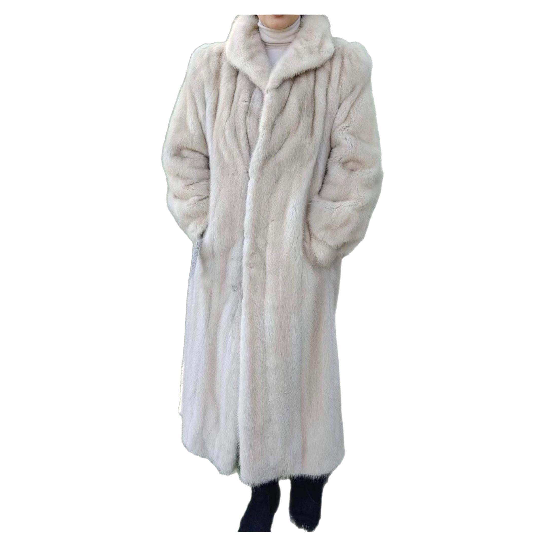~Unused Tourmaline gray Mink Fur Coat (Size 10 - M)  For Sale