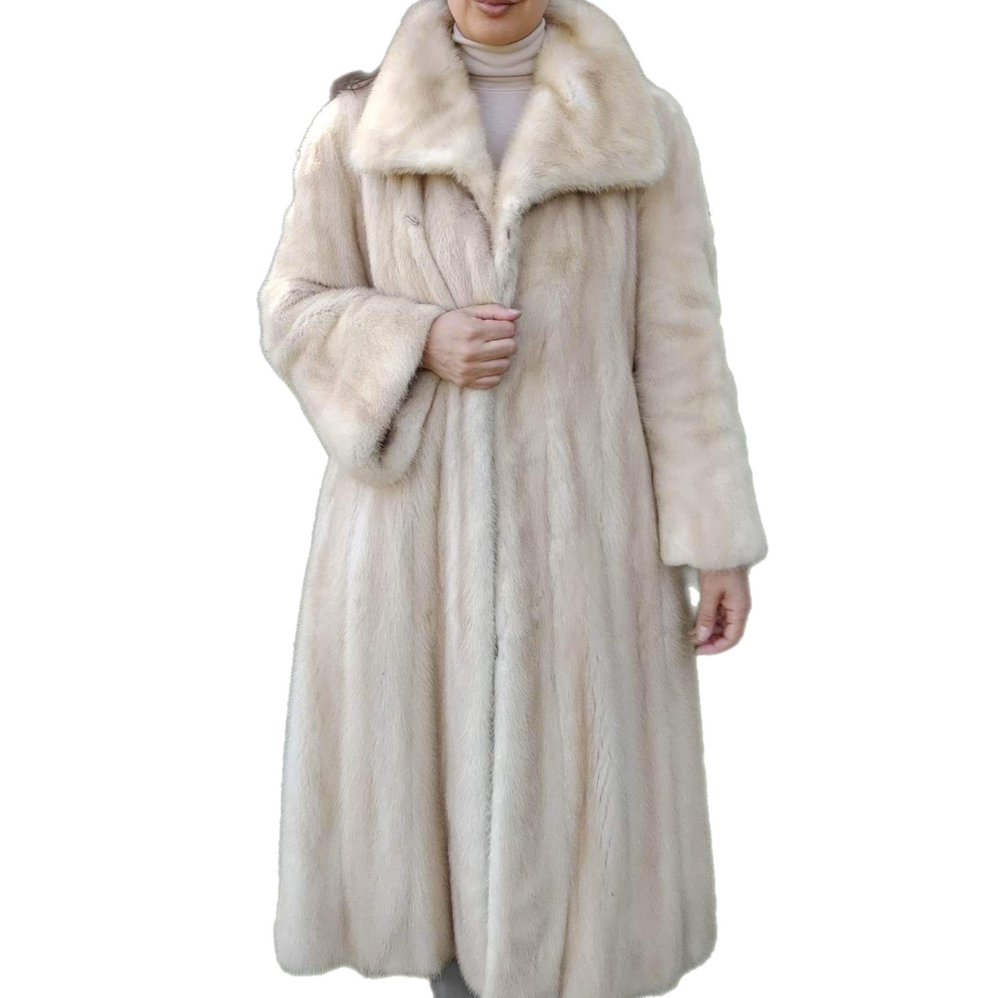 ~Unused Blush Pastel Mink Fur Coat (Size 12 - L)  For Sale 1