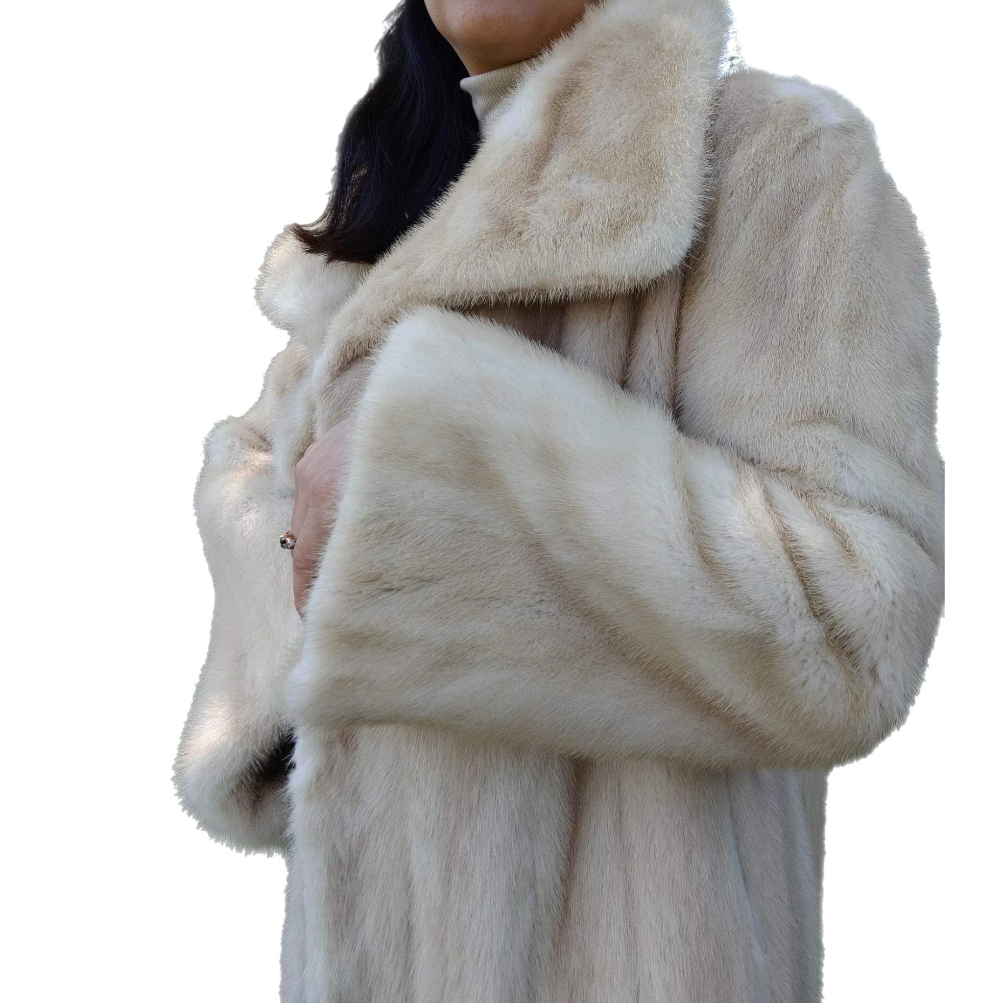 ~Unused Blush Pastel Mink Fur Coat (Size 12 - L)  For Sale 4