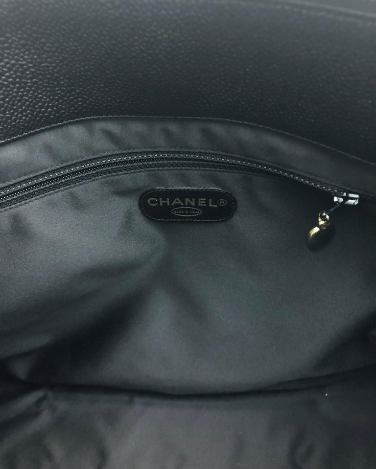 Women's or Men's Unused Chanel Black Caviar Embossed CC Shoulder Tote Bag  For Sale