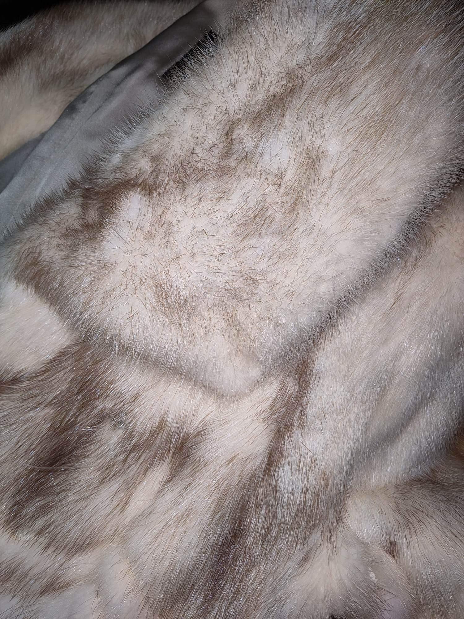 ~Unused Cross Mink white Fur Coat (Size 6 - S)  8