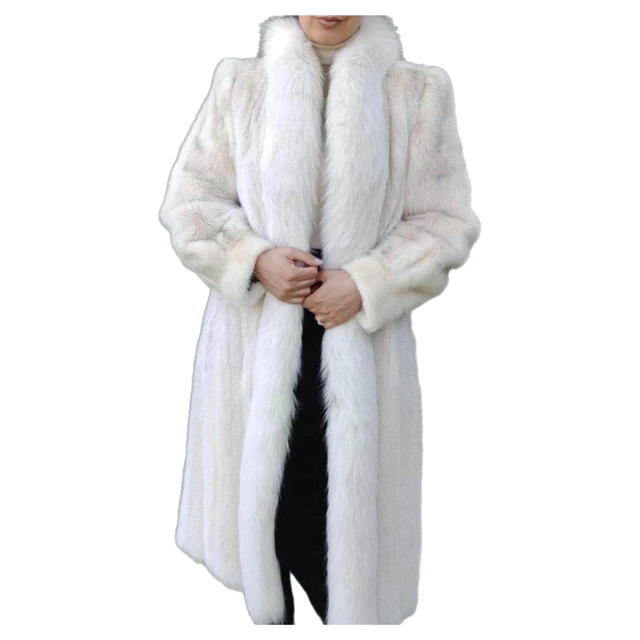 ~Unused Cross Mink white Fur Coat (Size 8 - M) 