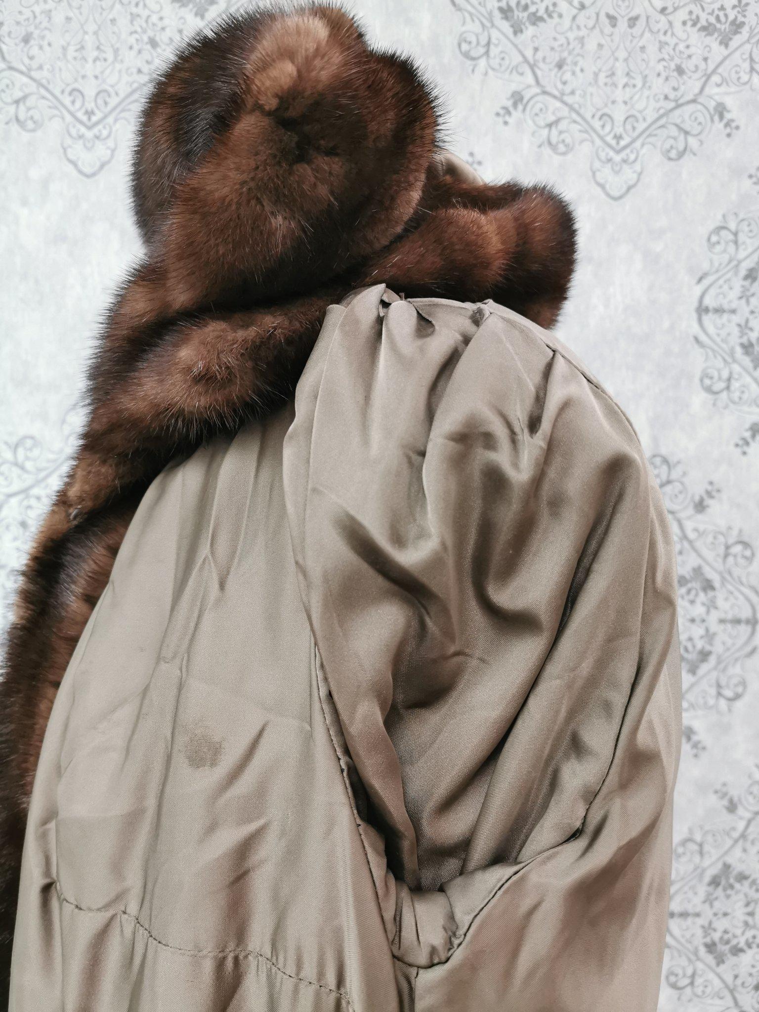 Women's Unused demi buff mink fur coat with a hood size 10