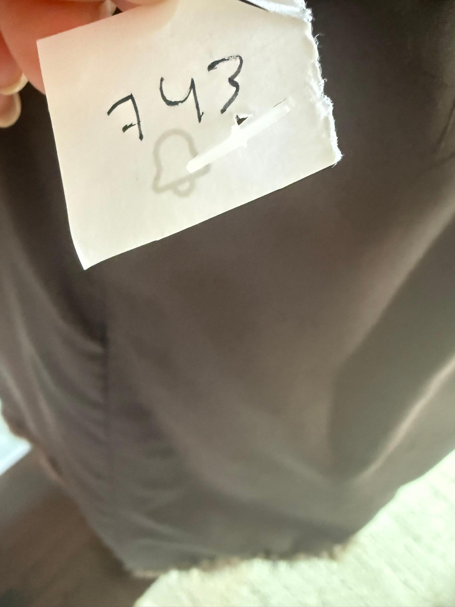 Manteau en fourrure de vison demi-buffle avec capuche, taille 10, non utilisé en vente 3