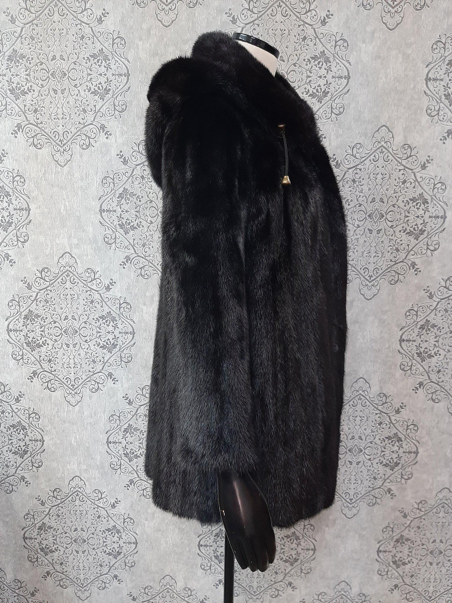 Black Unused majestic mink fur coat with a hood size 8-10 For Sale