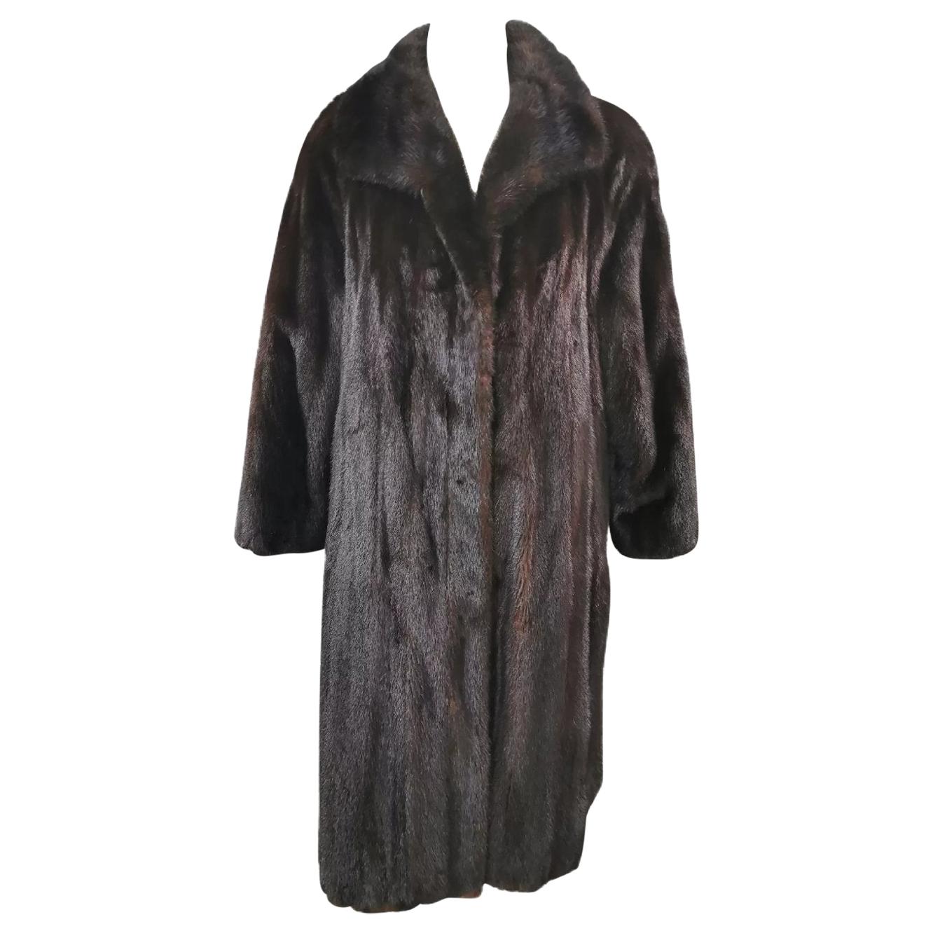 Brand New Ranch Mink Fur Coat (Size 14-XL) For Sale