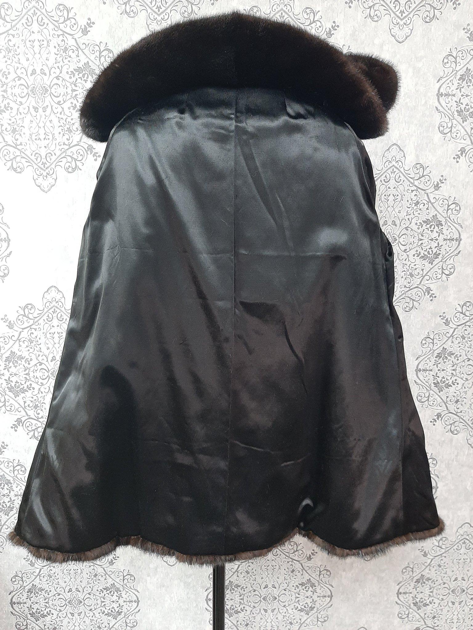 Unused mink fur coat with a hood size 14 For Sale 1