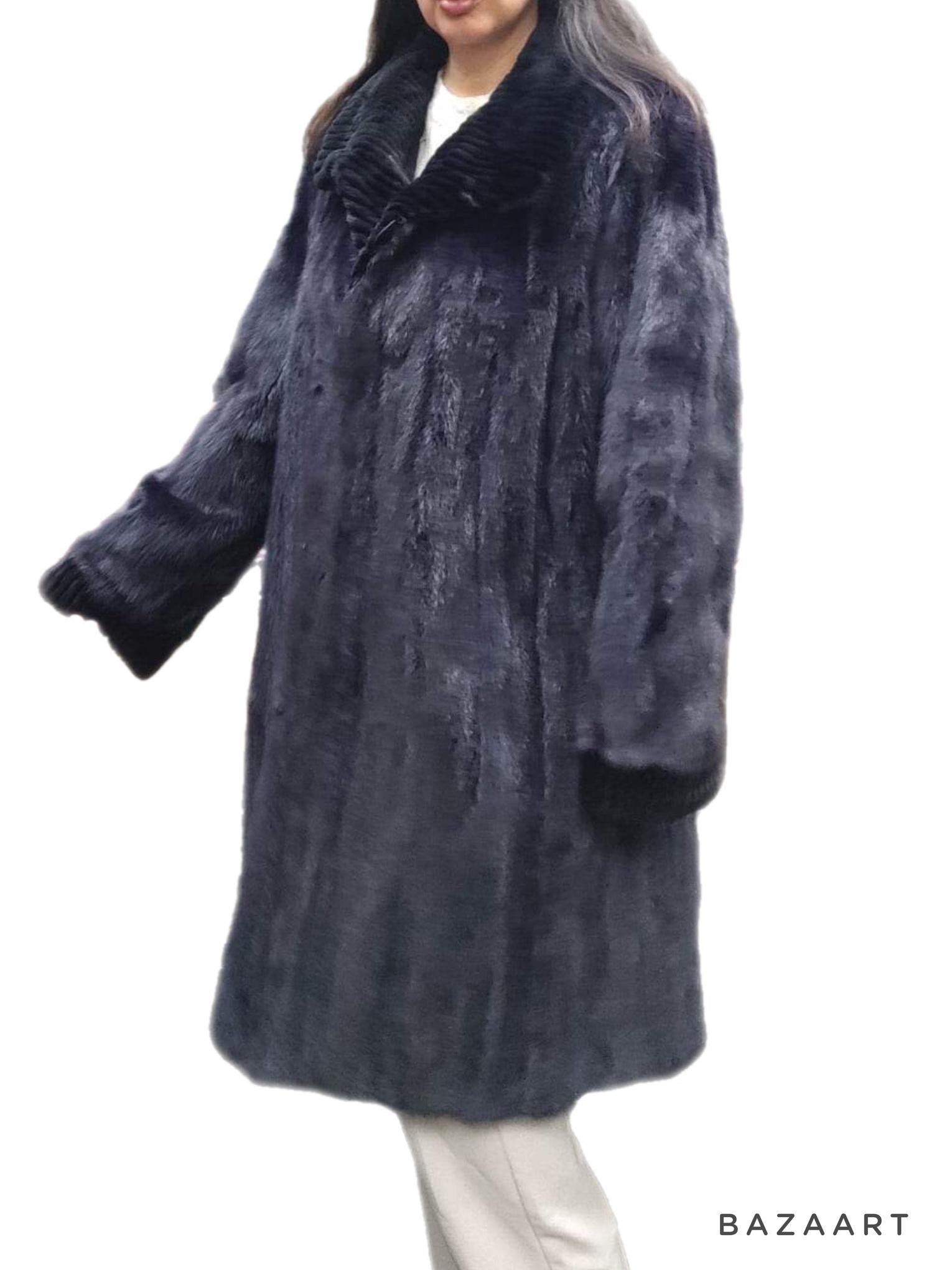 ~Unused Purple Mink Fur Coat (taille 18-20 XL)  en vente 4