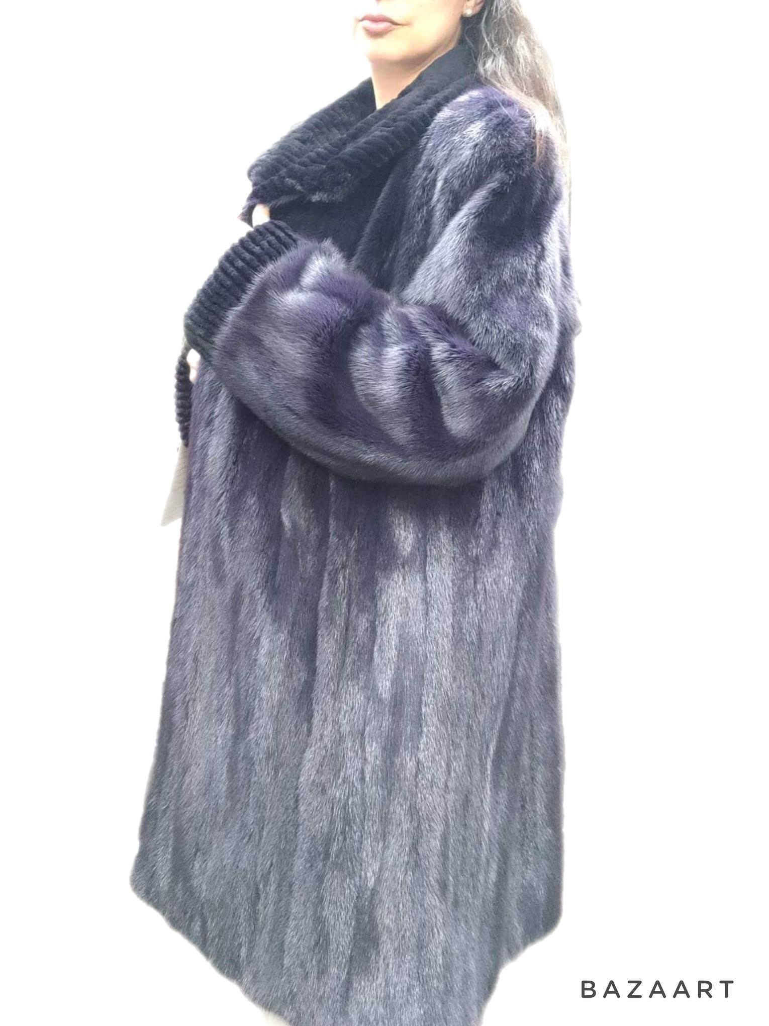 ~Unused Purple Mink Fur Coat (taille 18-20 XL)  en vente 5