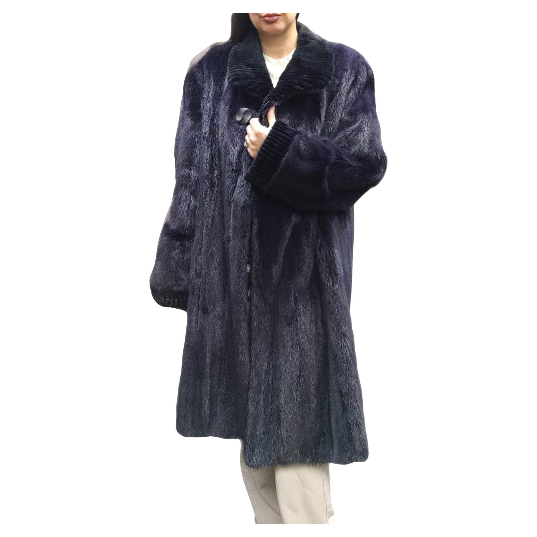 ~Unused Purple Mink Fur Coat (taille 18-20 XL)  en vente