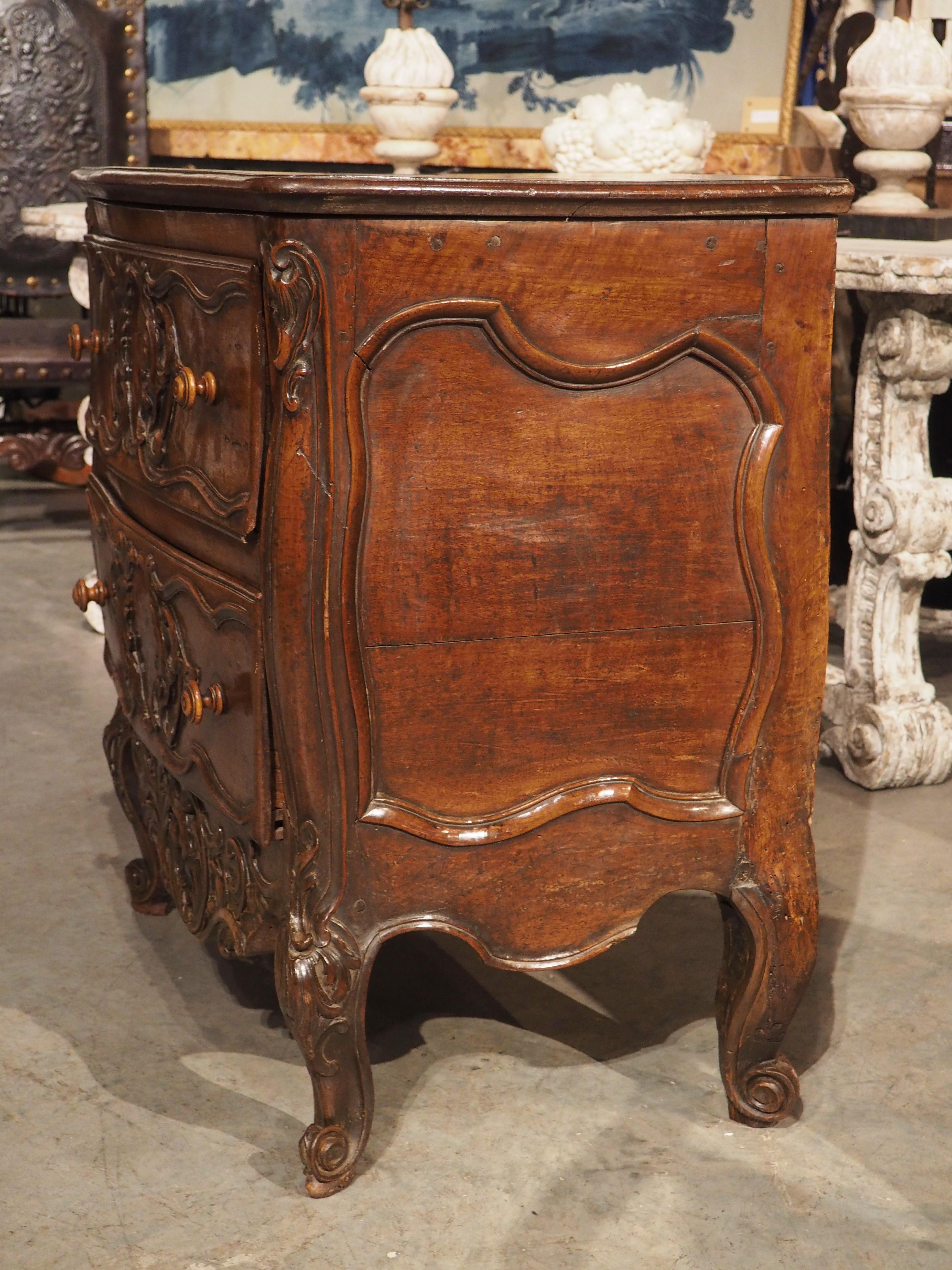 Hand-Carved Unusual 18th Century Louis XV Period Walnut Wood Commode from Arles, France For Sale