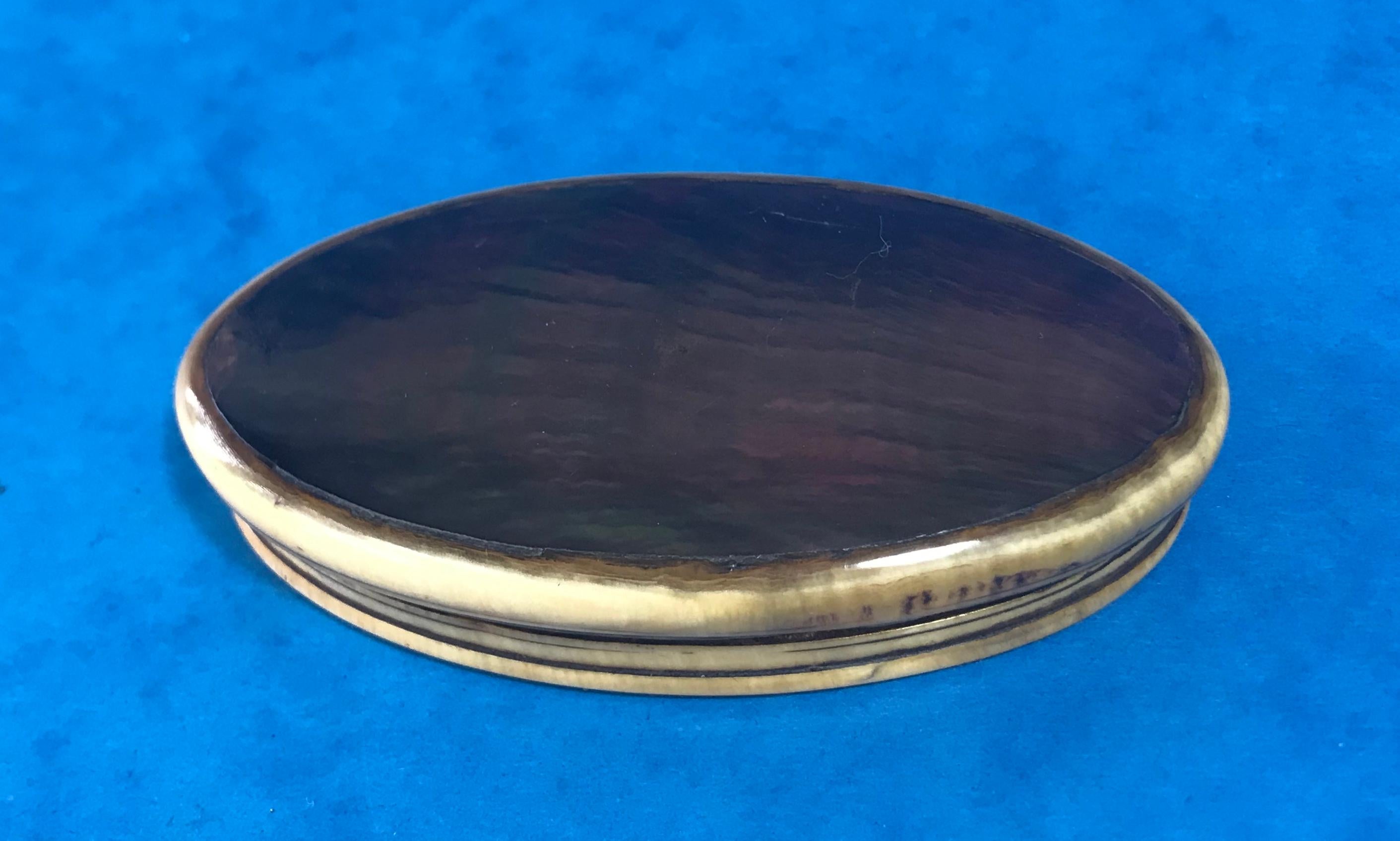 Other Unusual 18th Century Snuff Box For Sale