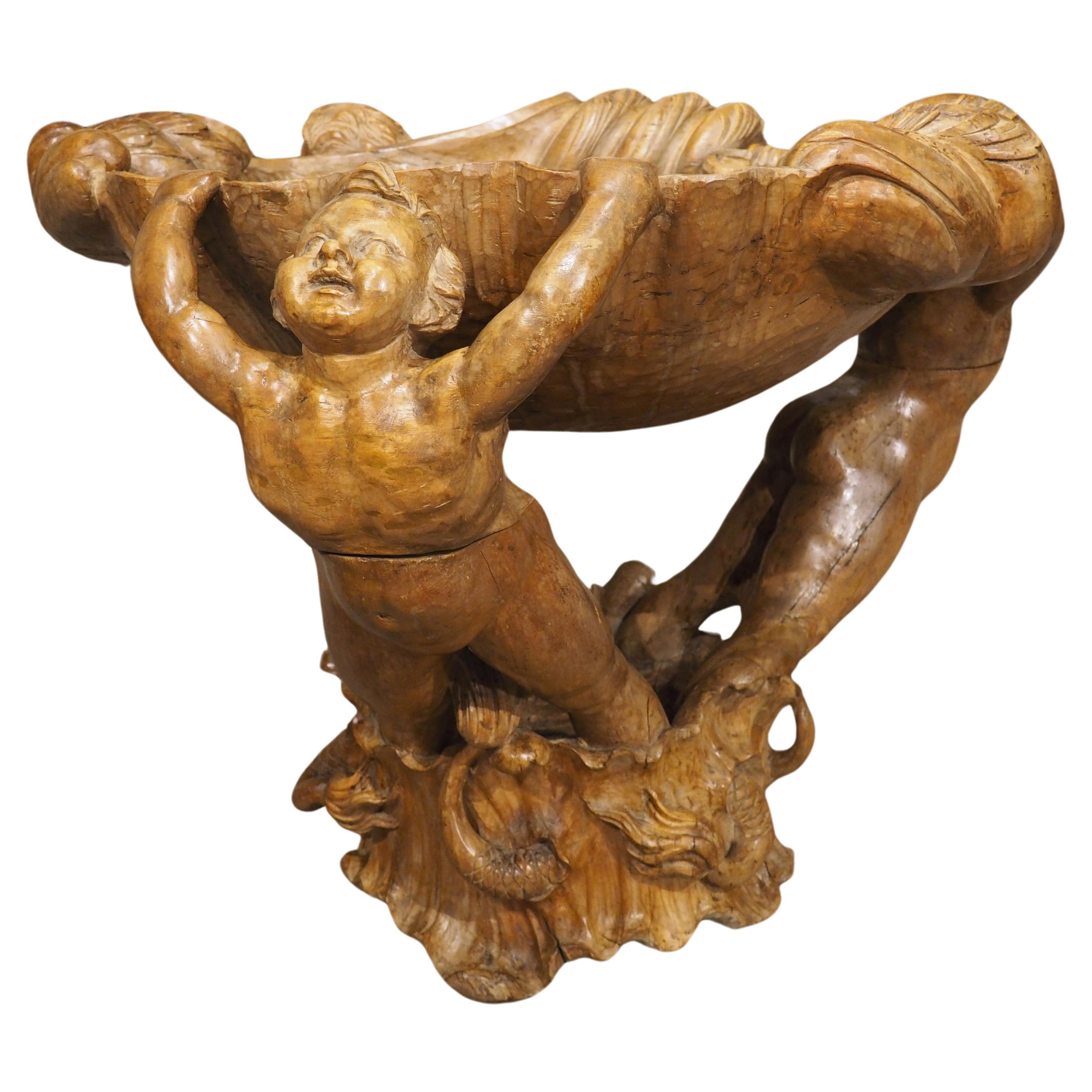 Insolito centrotavola veneziano del XVIII secolo in legno di noce intagliato, CIRCA 1780