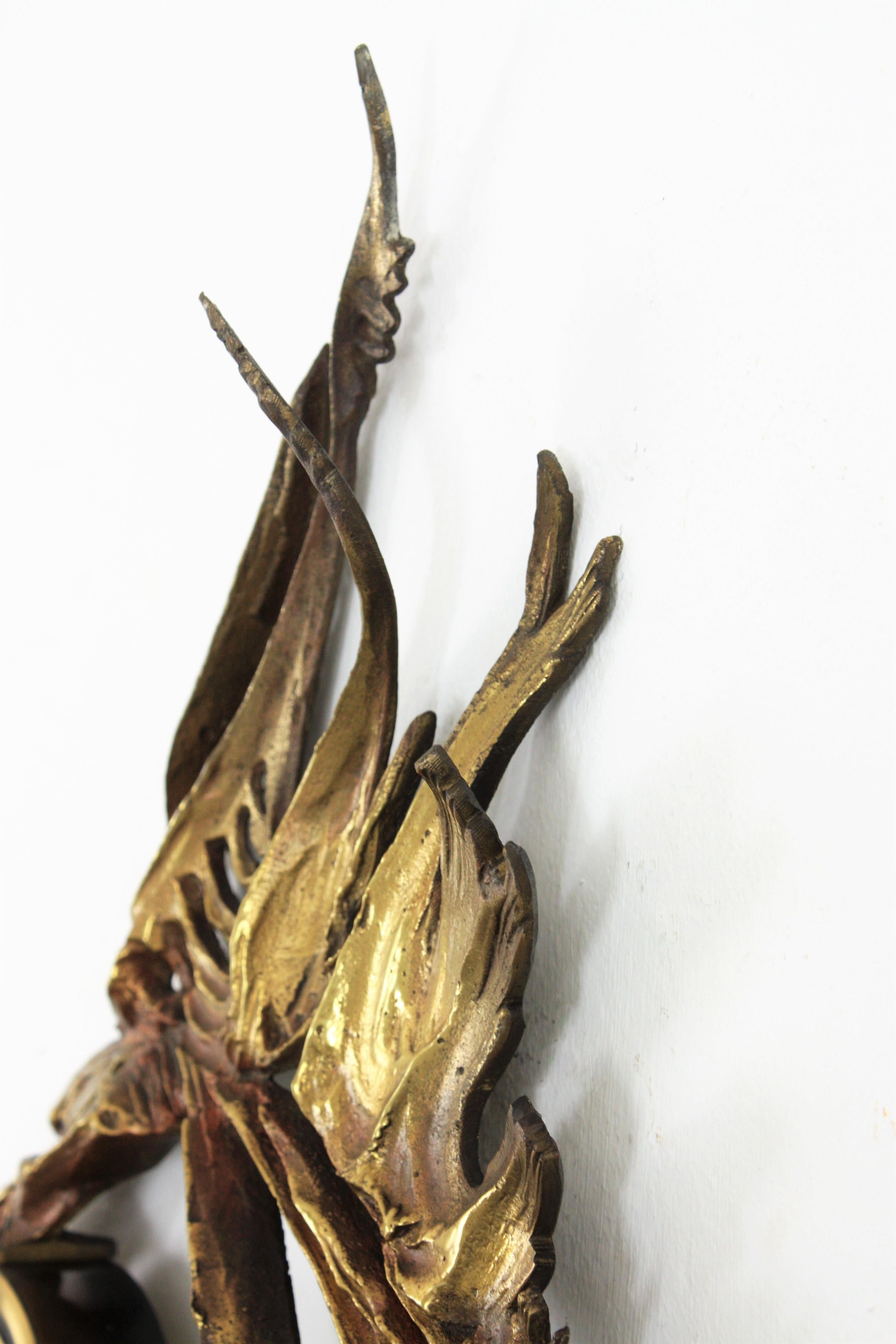Brutalist Brass & Bronze Piranha Fish Wall Clock Sculpture, France, 1950s 3