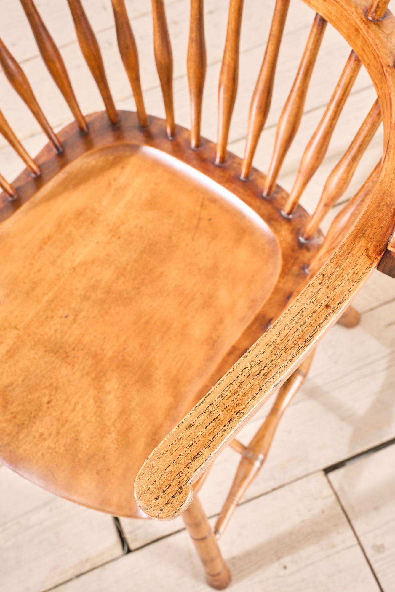Inusual silla Windsor con respaldo de ala Arts and Crafts del siglo XIX en venta 5