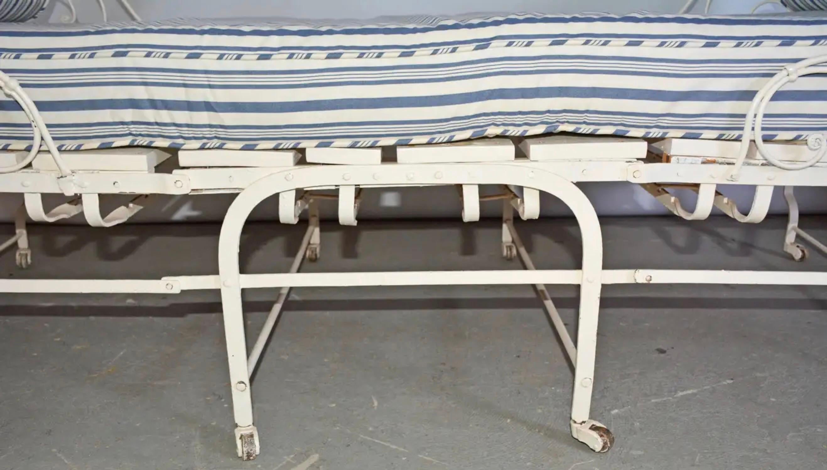 Iron Unusual 19th Century French Center Folding Daybed