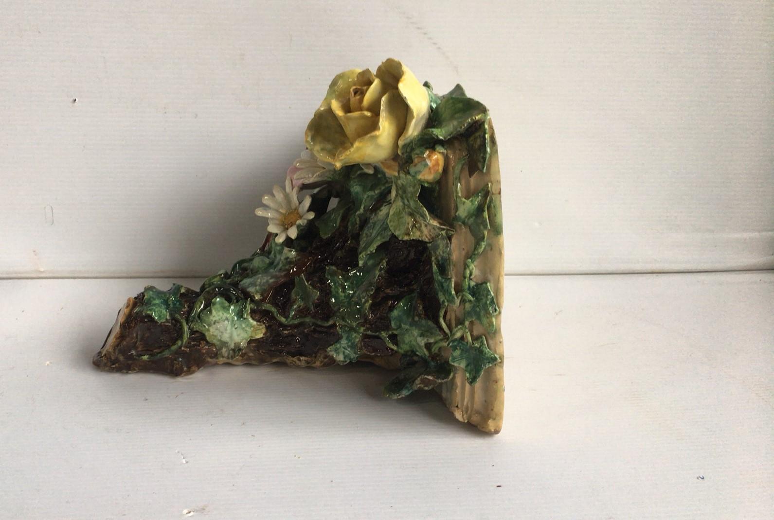 Romantic Unusual 19th Century French Majolica Sconce with Roses and Daisies For Sale