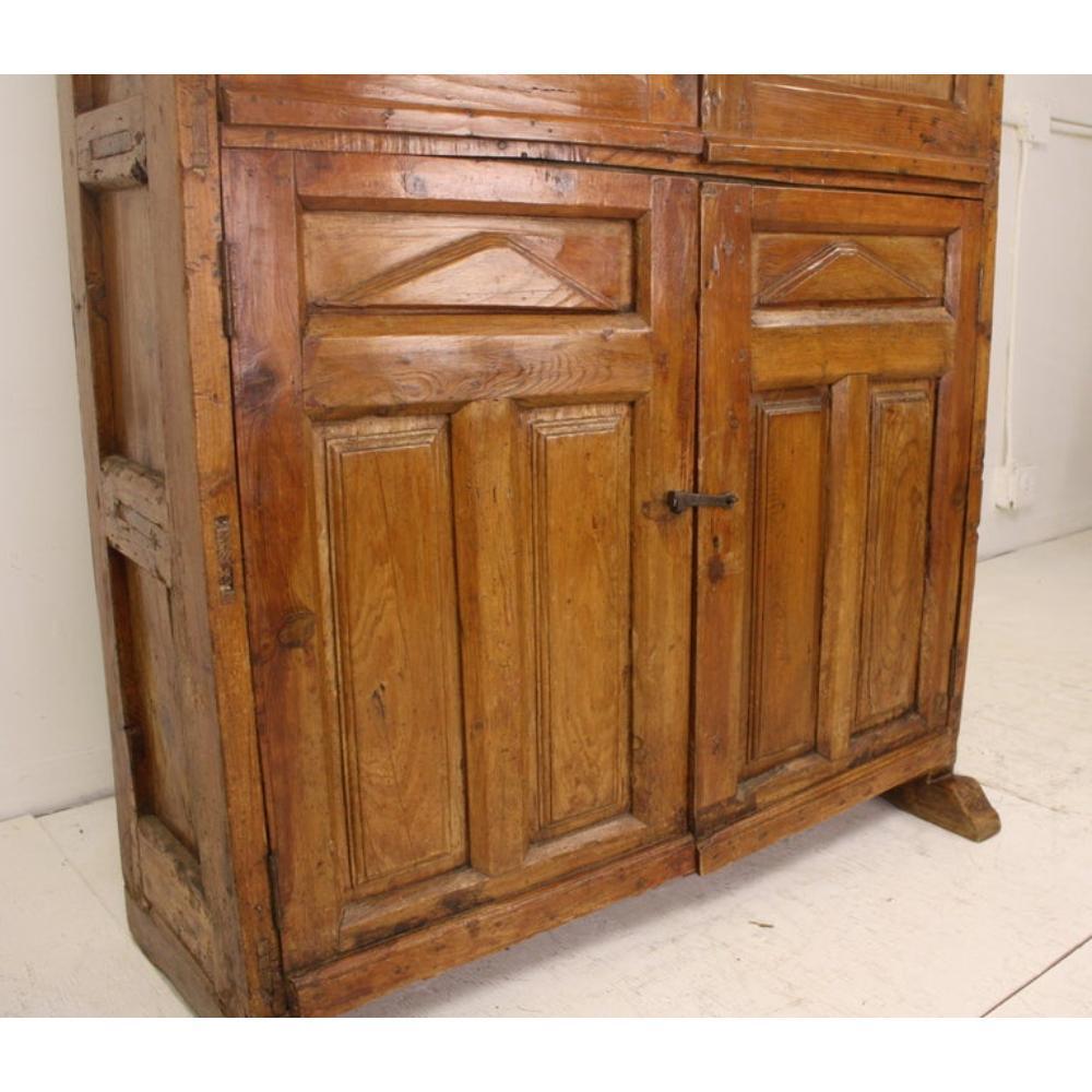 Insolite armoire à provisions provinciale française du 19e siècle provenant du Pays basque Bon état - En vente à Middleburg, VA