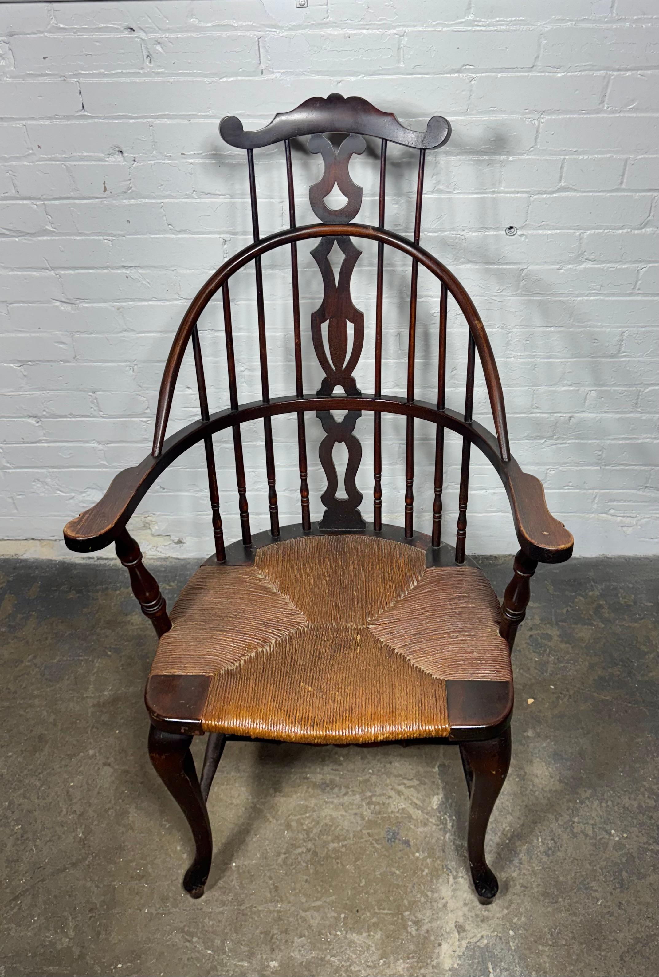 Chaise Windsor du 19ème siècle avec assise en jonc en vente 3