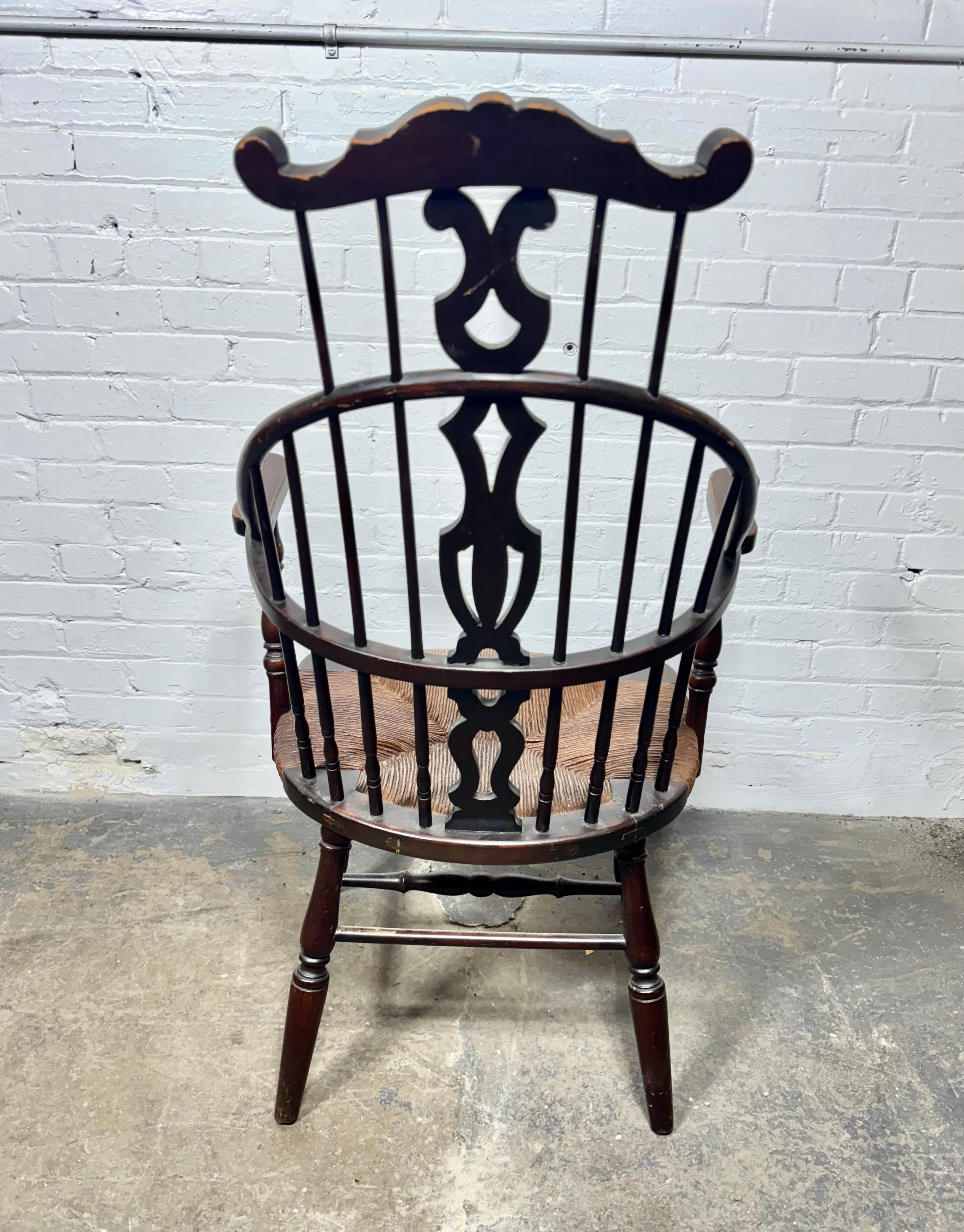 Chaise Windsor du 19ème siècle avec assise en jonc Bon état - En vente à Buffalo, NY