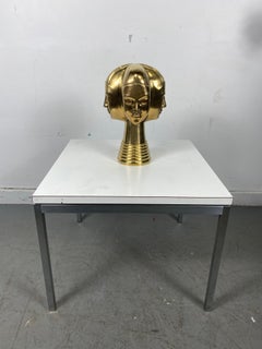 Insolite sculpture moderniste en laiton à 4 têtes en forme de dauphin de Dolbi Cashier