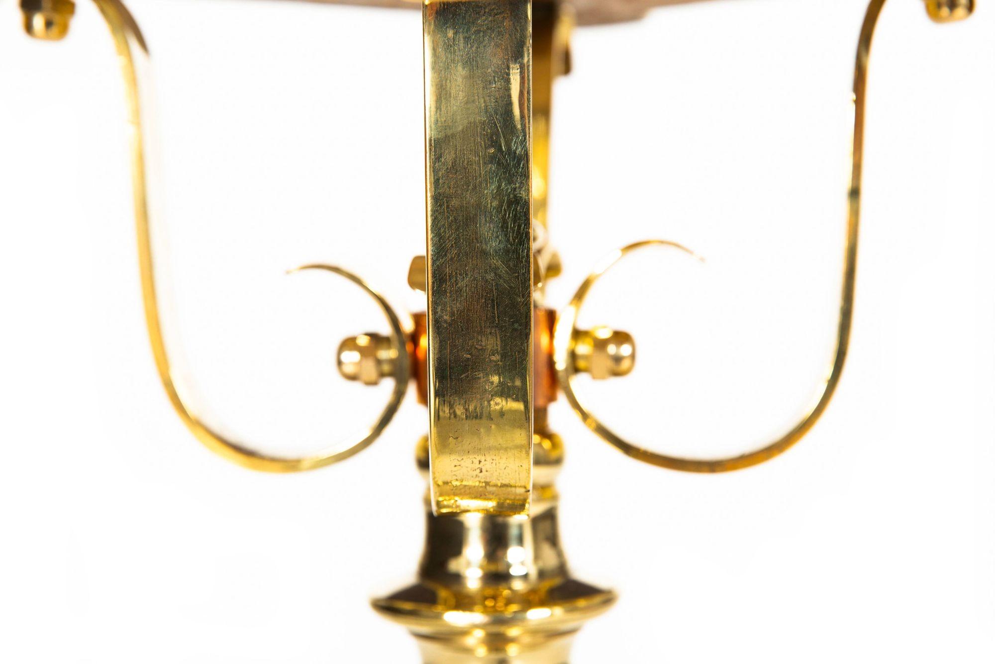 Insolite table d'appoint Aesthetic Movement en laiton antique et carreaux de faïence ca. 1900 en vente 8
