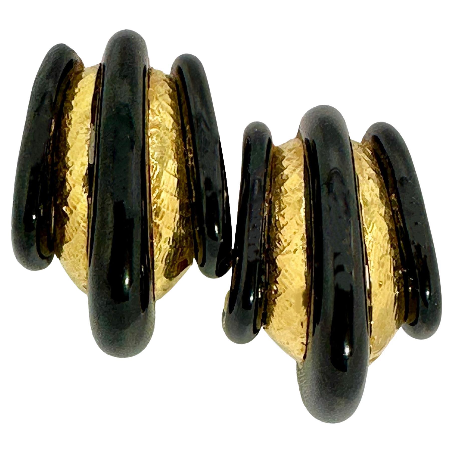 Unusual and Outstanding David Webb 18K Gold and Black Enamel Hoop Earrings For Sale