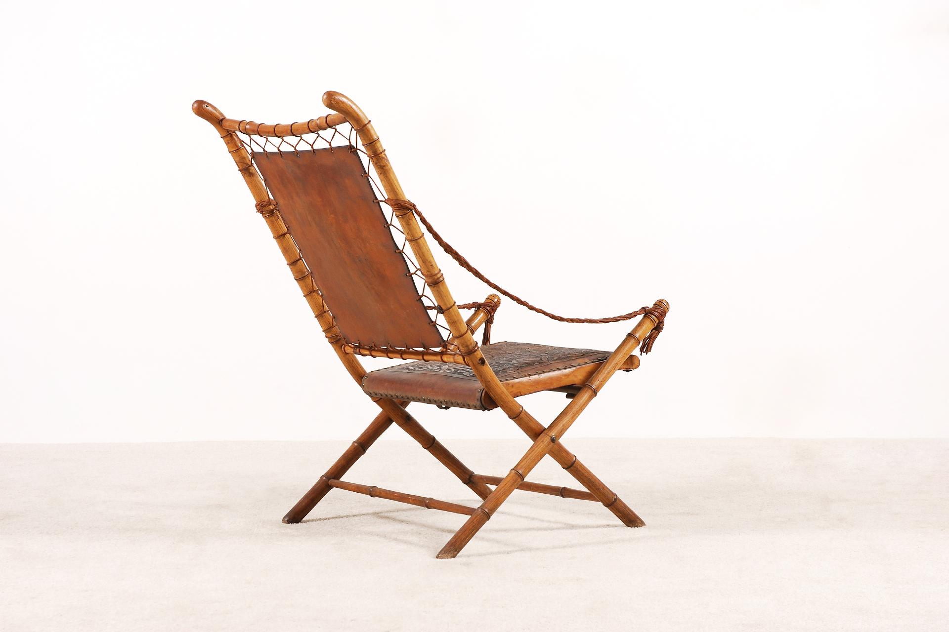 Hand-Carved Unusual and Rare Folding Campaign Chair, France, 19th Century
