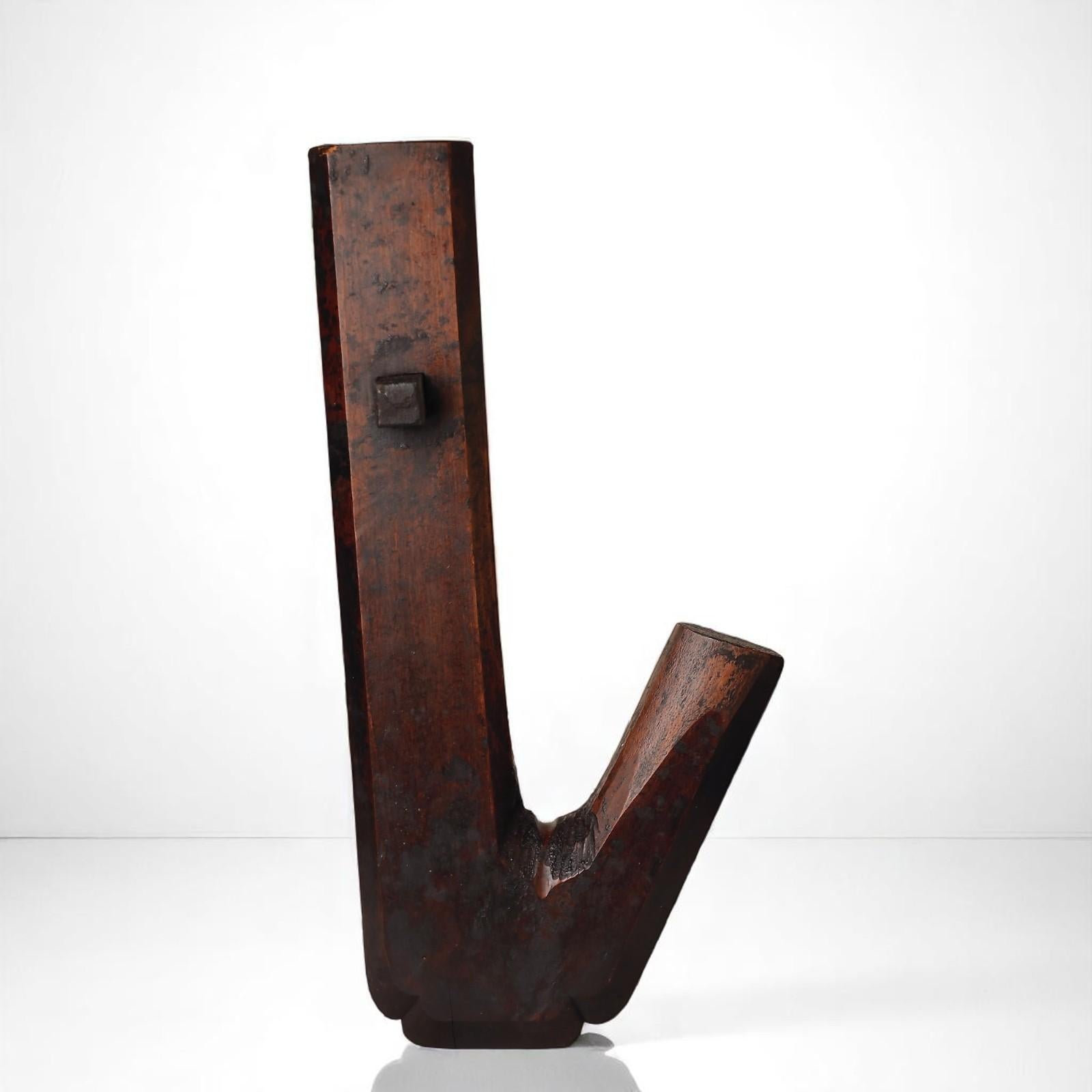 Unusual and Very Rare Edo Period Brazier Hook in Keyaki Wood, 19th Century For Sale 9
