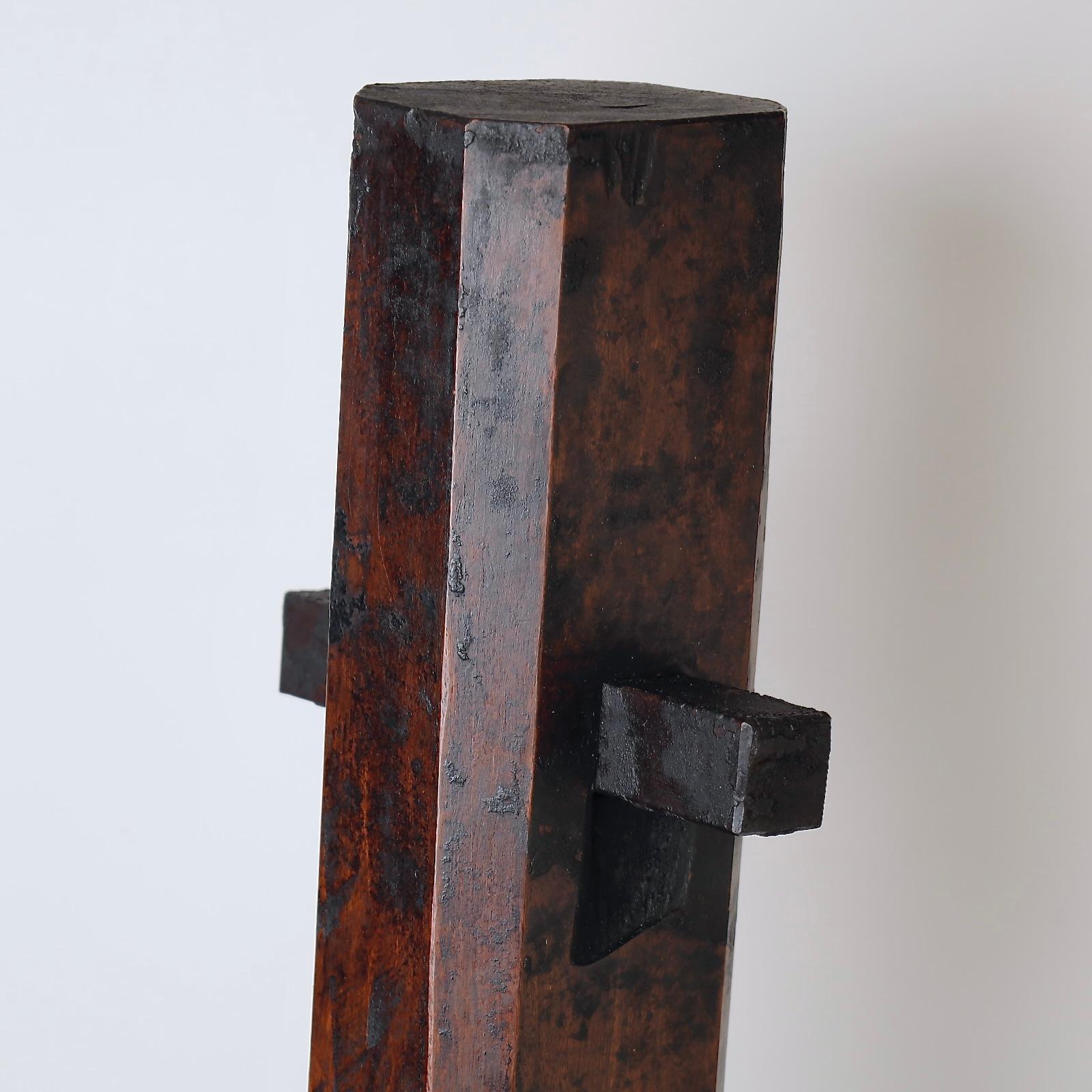 Unusual and Very Rare Edo Period Brazier Hook in Keyaki Wood, 19th Century For Sale 1