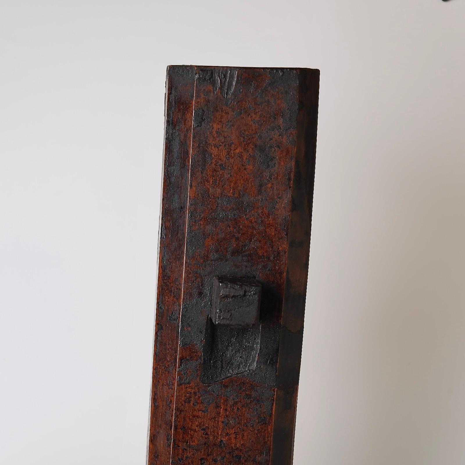 Unusual and Very Rare Edo Period Brazier Hook in Keyaki Wood, 19th Century For Sale 3
