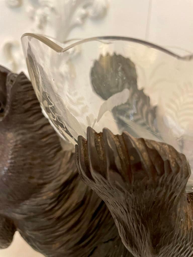 Ungewöhnliche antike 19. Jahrhundert viktorianischen Black Forest Bär dekorative Schale (Glas) im Angebot