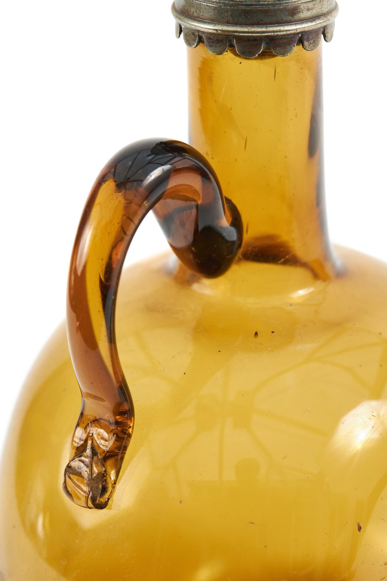 Unusual Antique Amber Glass Decanter In Good Condition For Sale In Ipswich, GB
