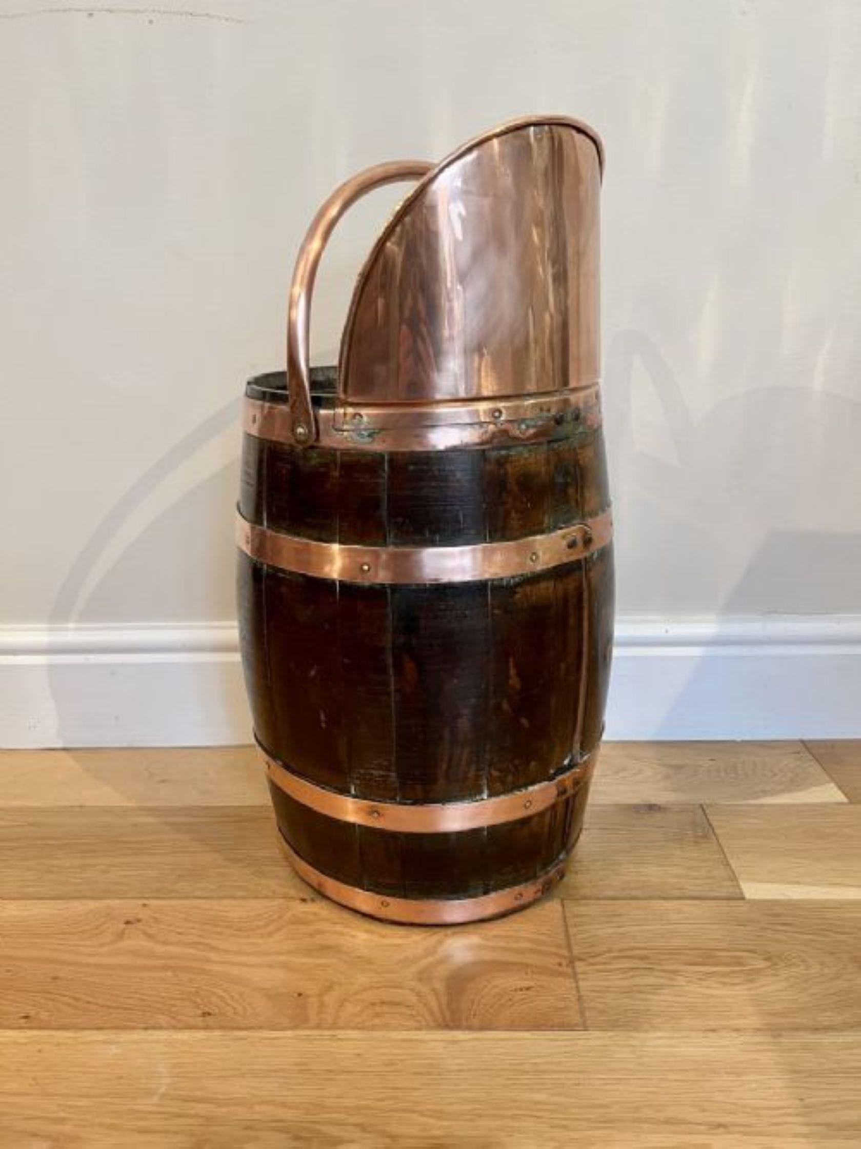 Unusual antique Edwardian quality oak copper bounded coal bucket  For Sale 1
