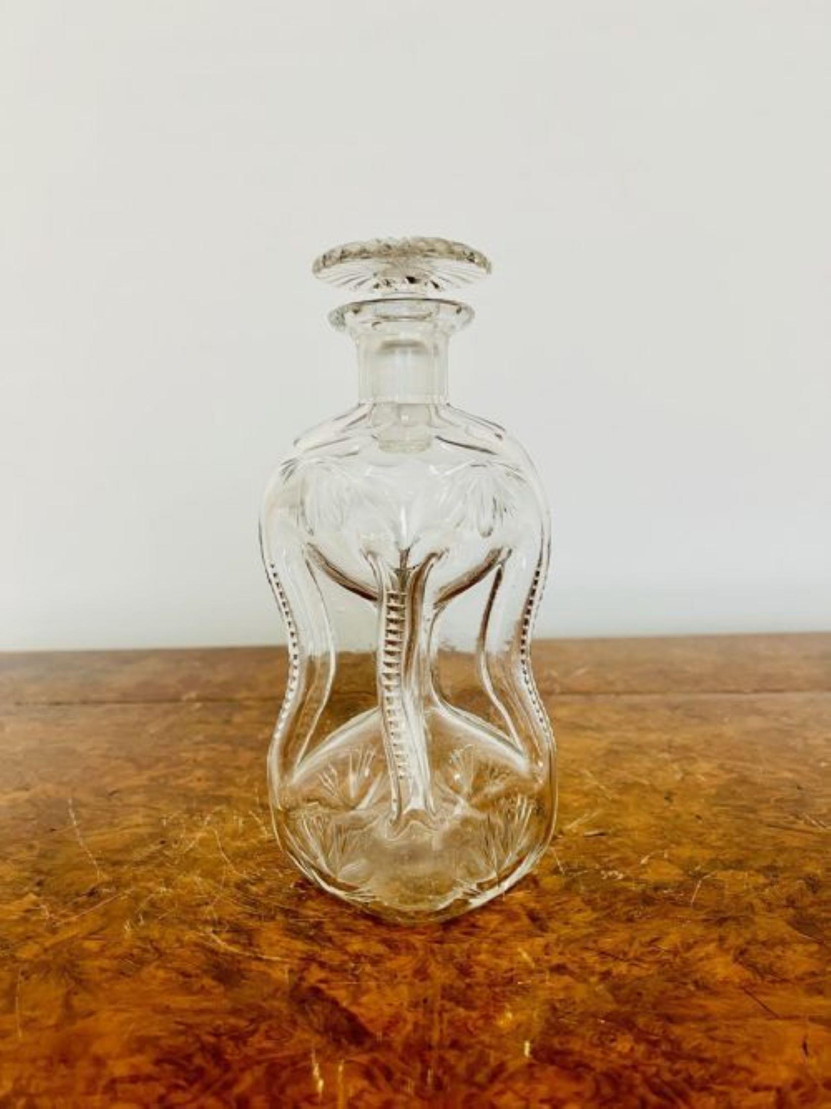 Unusual antique Edwardian shaped whisky decanter In Good Condition For Sale In Ipswich, GB