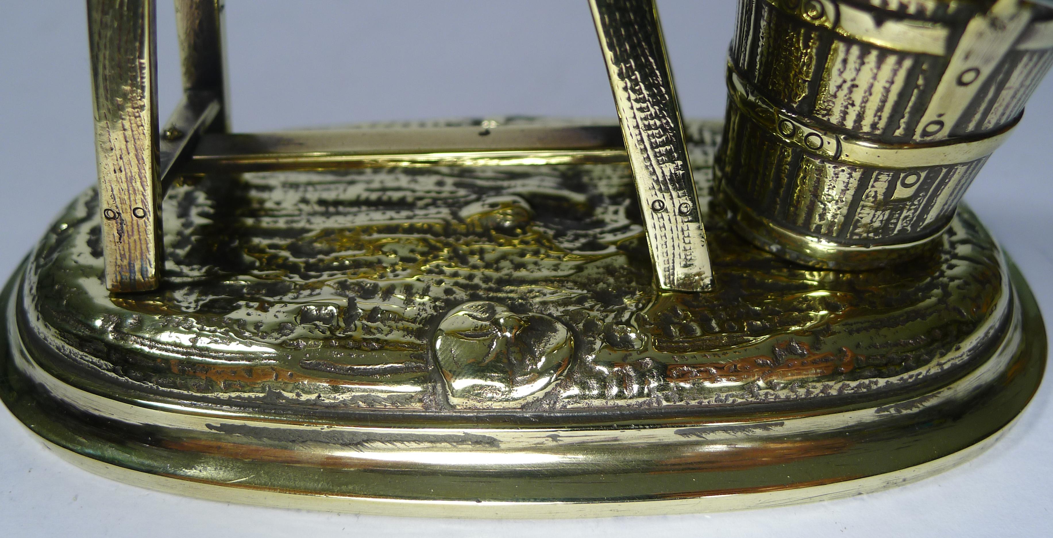 Victorien tardif Insolite pot d'allumettes anglais ancien de fantaisie, vers 1880 en vente