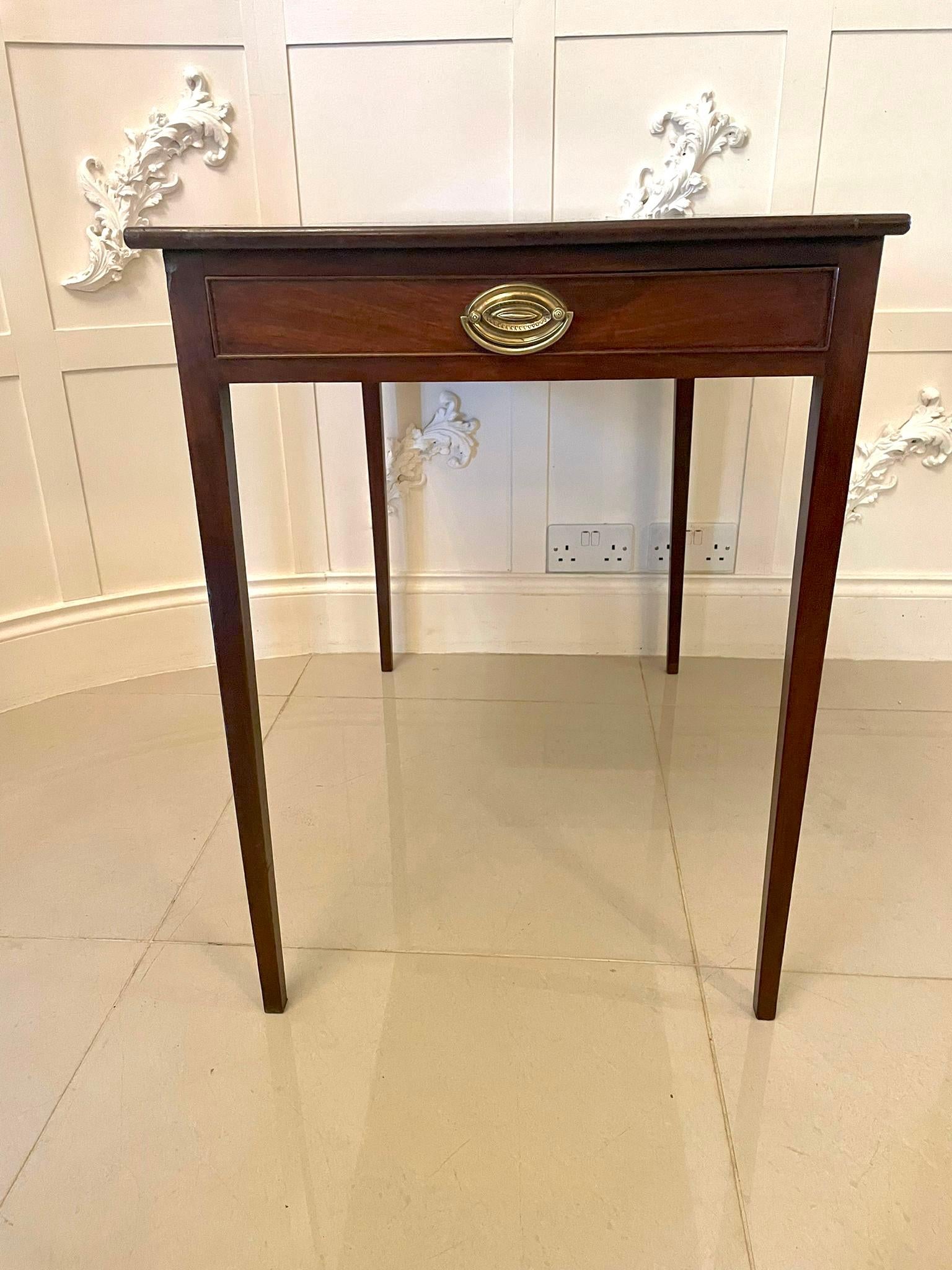 Unusual Antique George III Quality Mahogany Freestanding Side Table In Good Condition For Sale In Suffolk, GB