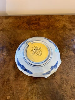 Unusual antique Japanese imari shell shaped plate