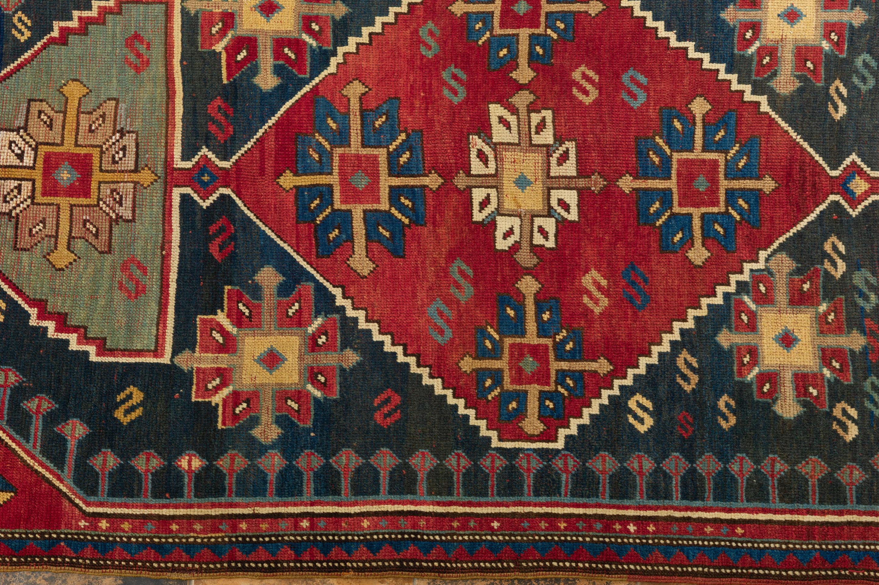 Ungewöhnliche antike KAZAK kaukasischen Teppich (Kaukasisch) im Angebot