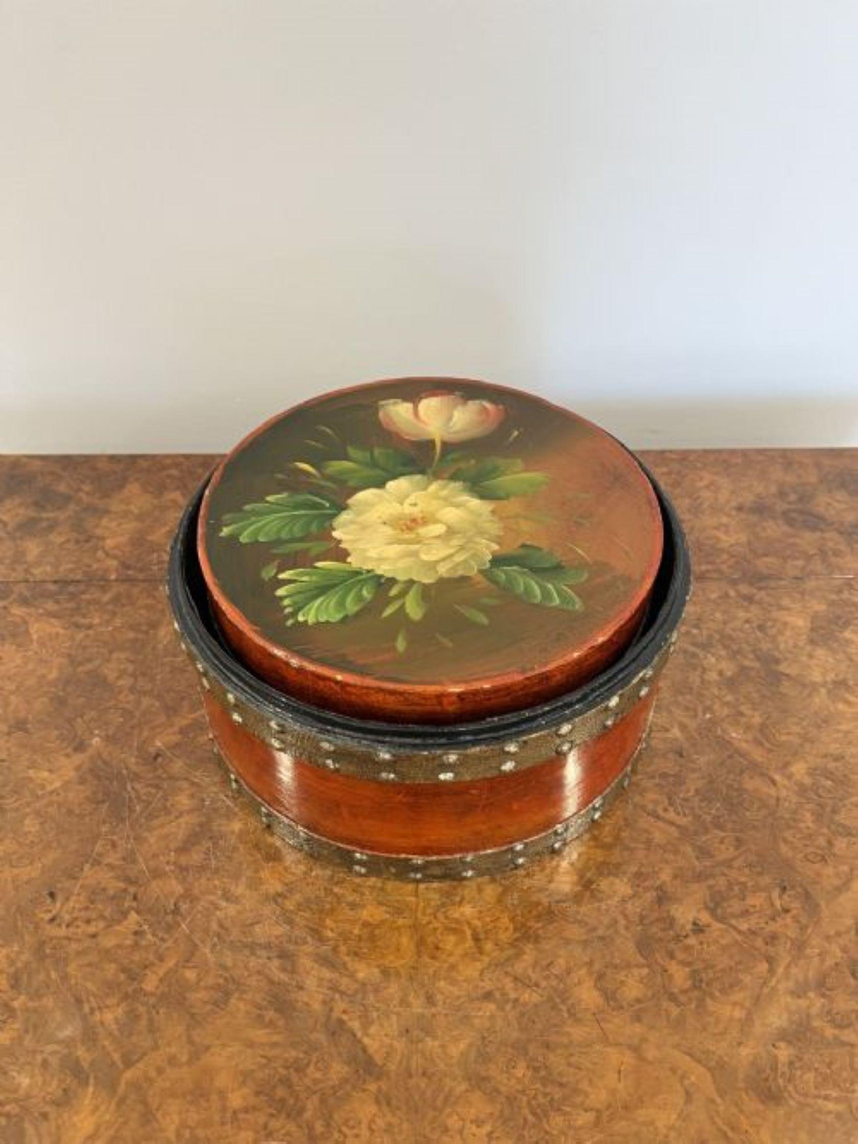 Unusual antique pair of hand painted circular storage boxes For Sale 1