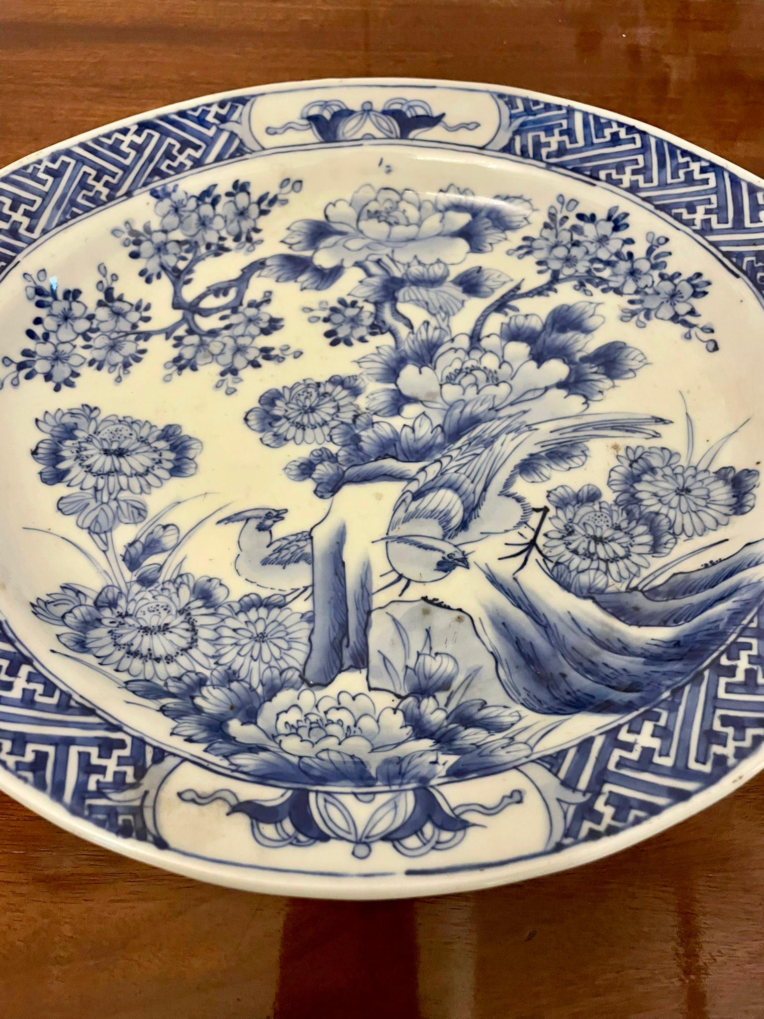 Unusual Antique Quality Japanese Blue and White Imari Dish In Good Condition For Sale In Suffolk, GB